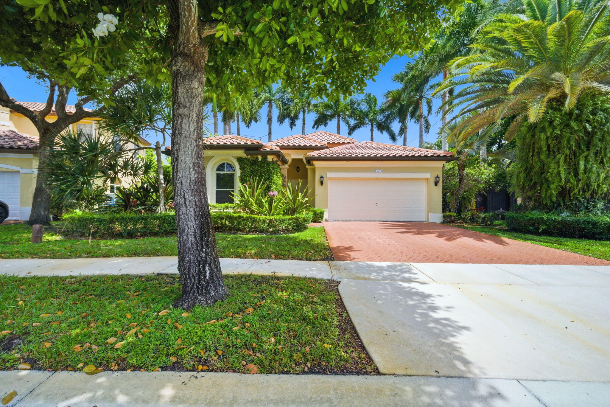 13663 Sw 50th Street Property Photo 4