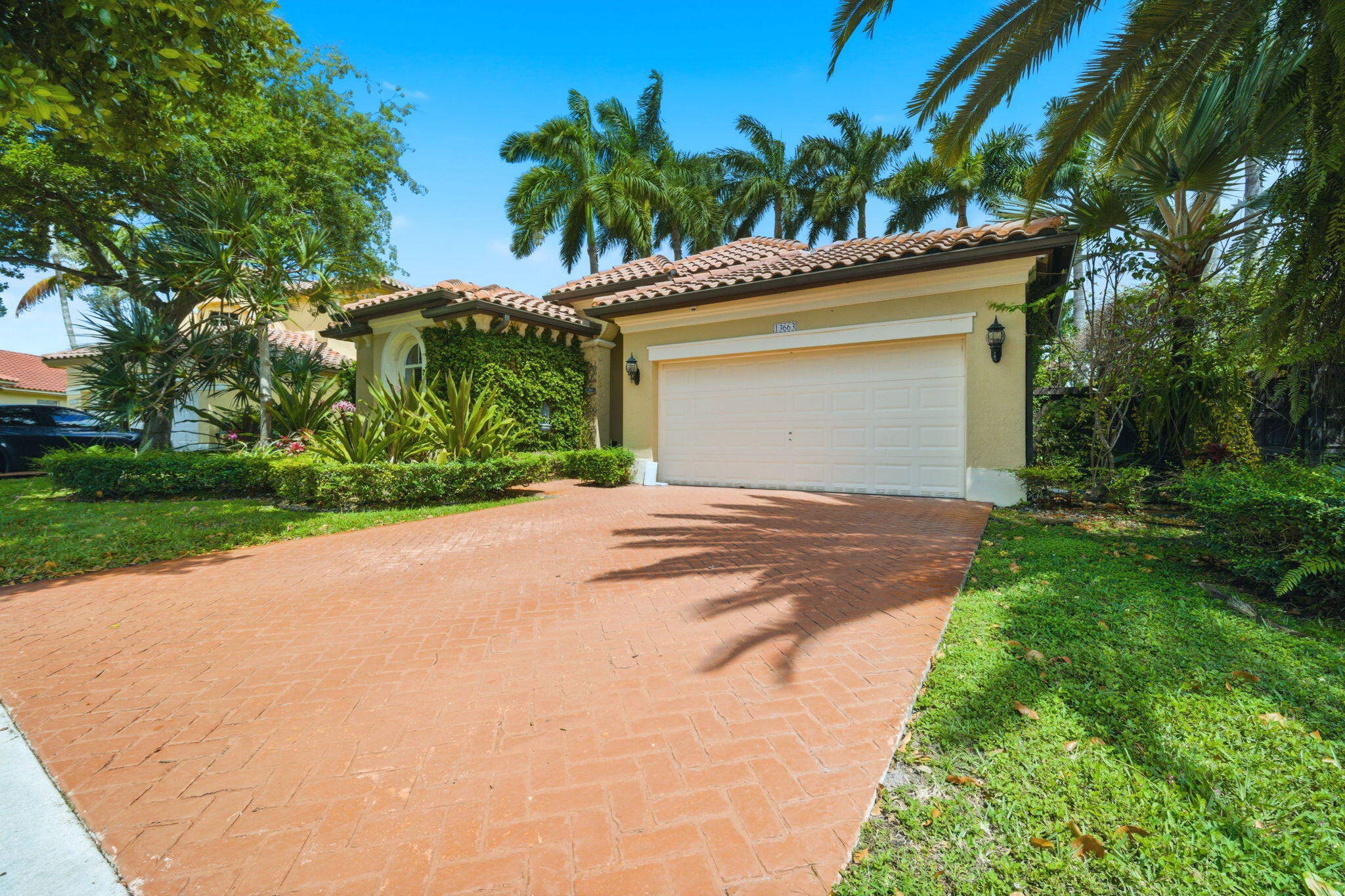 13663 Sw 50th Street Property Photo 6