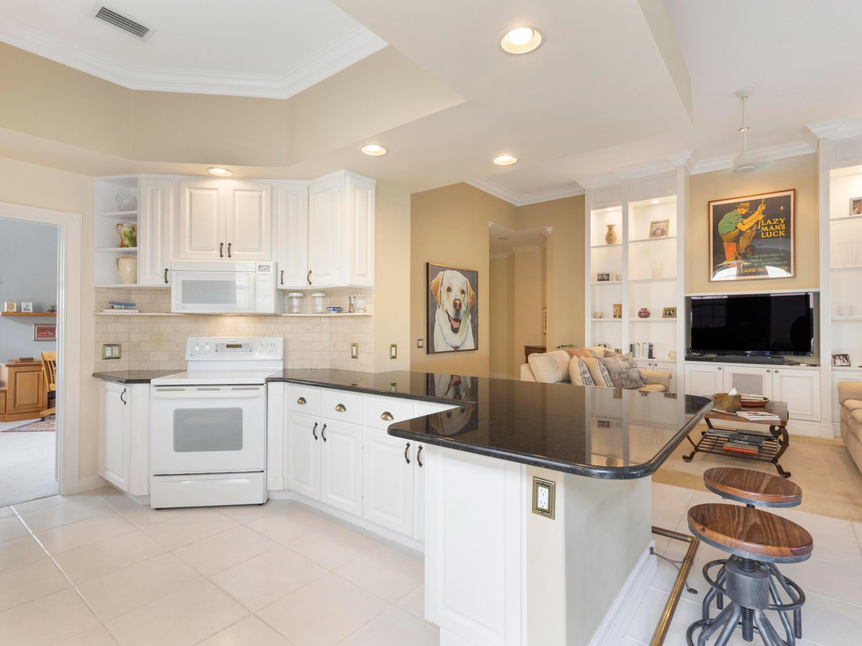 8292 Dominica Place Property Photo 11