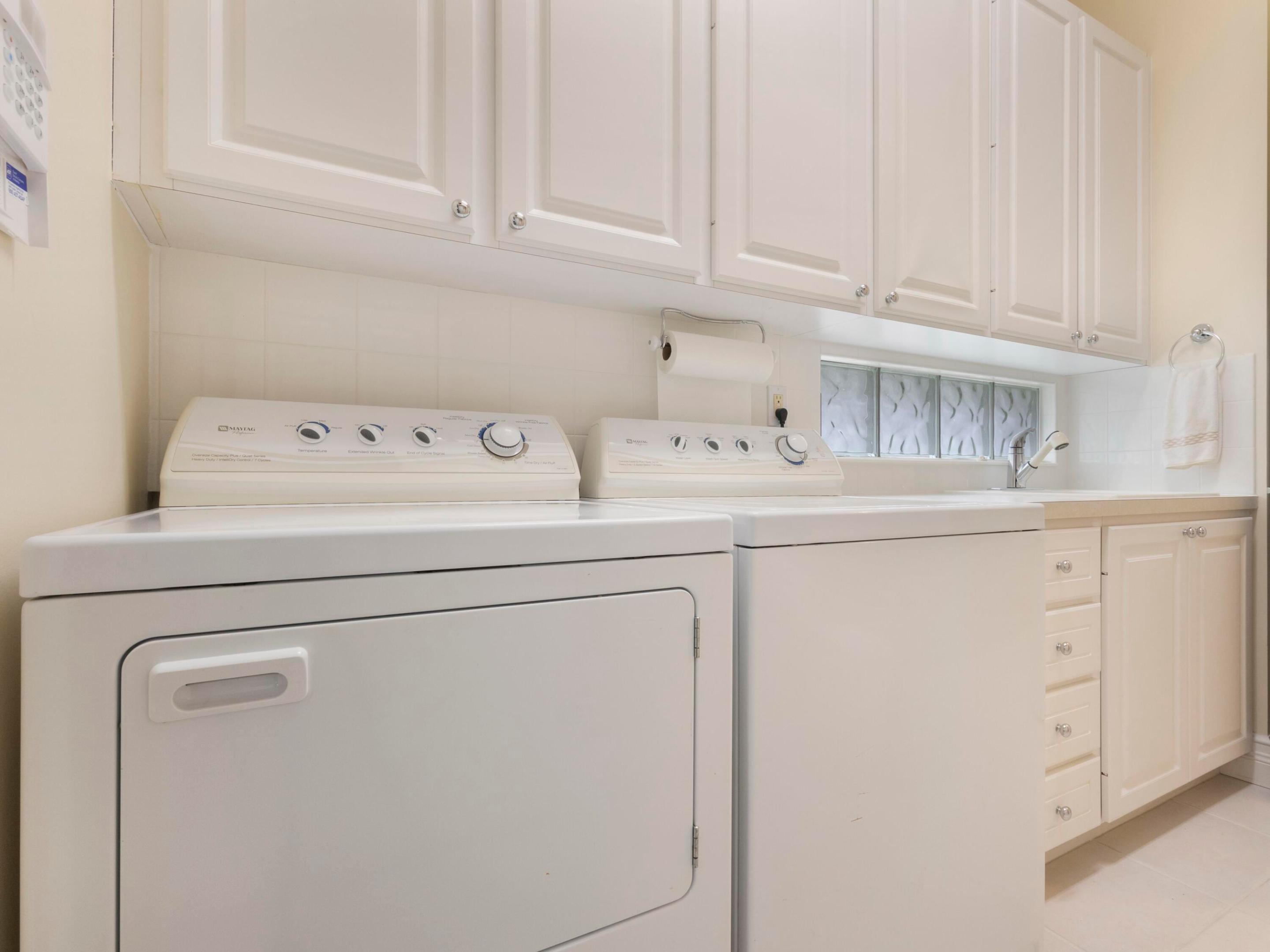 8292 Dominica Place Property Photo 38