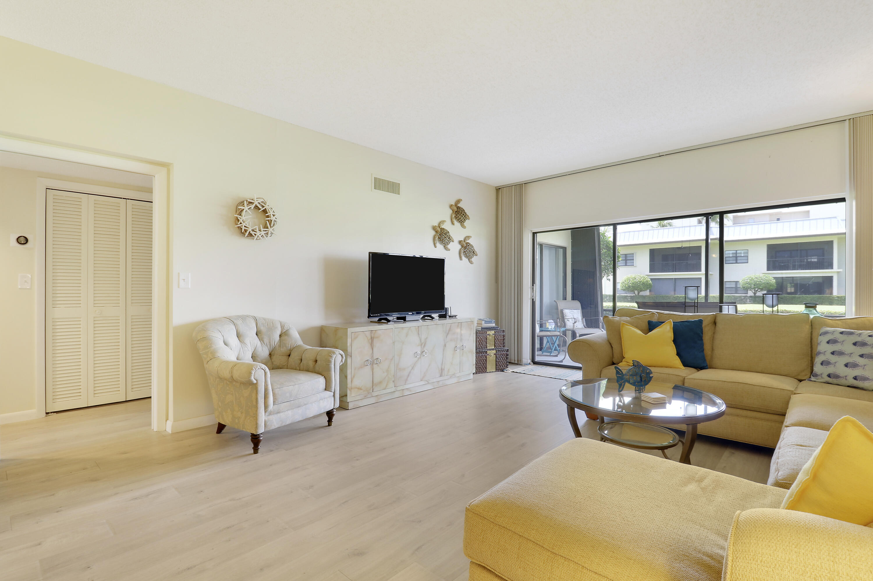 275 S Beach Road 102b Property Photo 10