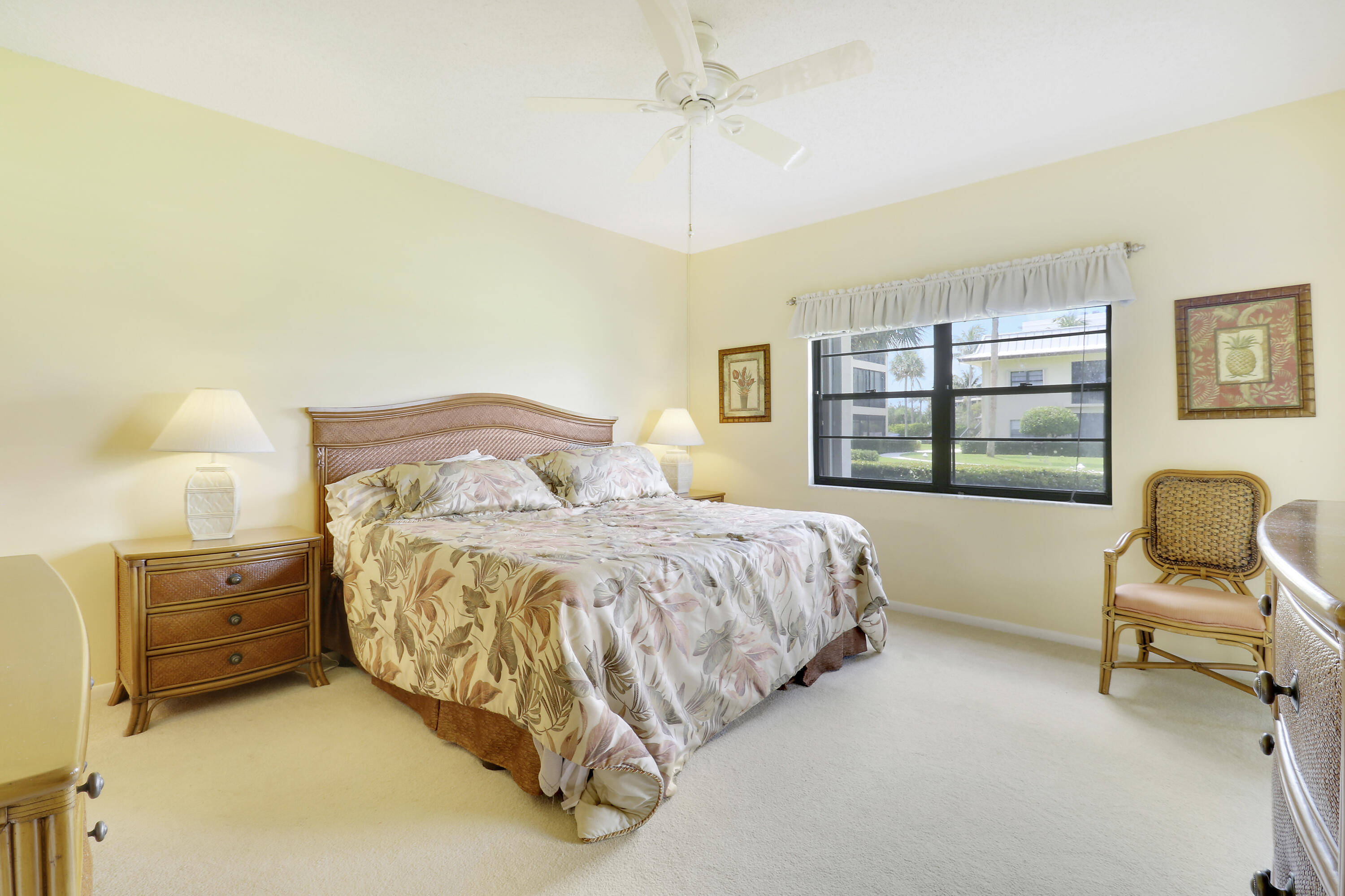 275 S Beach Road 102b Property Photo 14