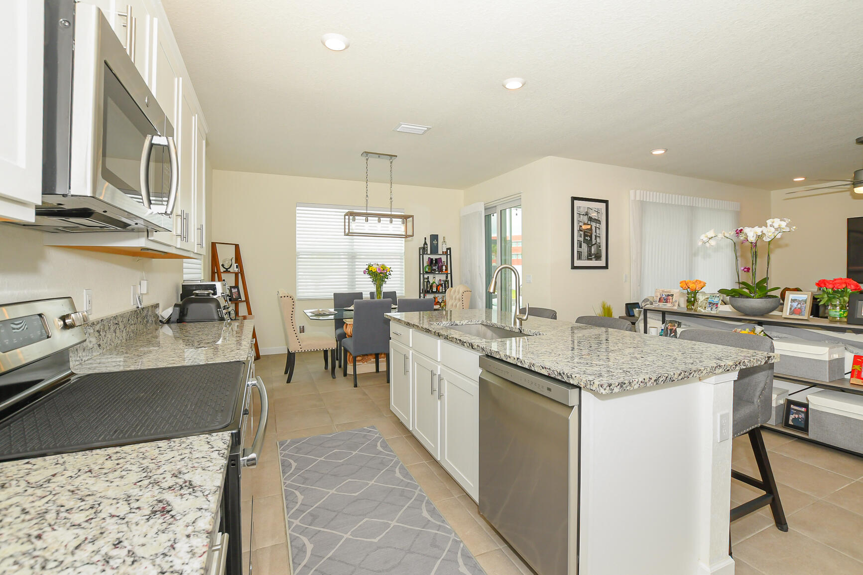 7472 Nw Greenspring Street Property Photo 8