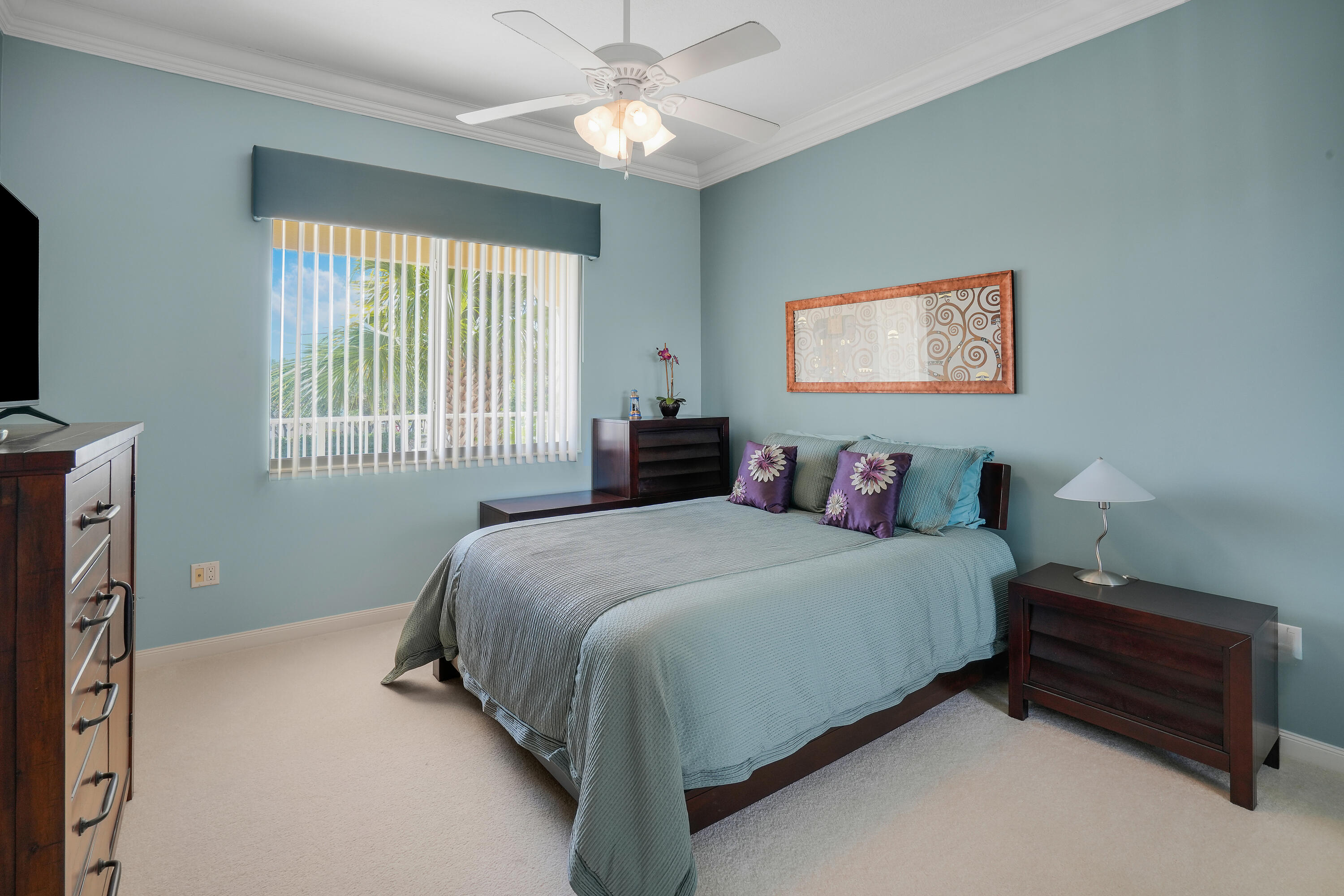 B26020975 Property Photo 23