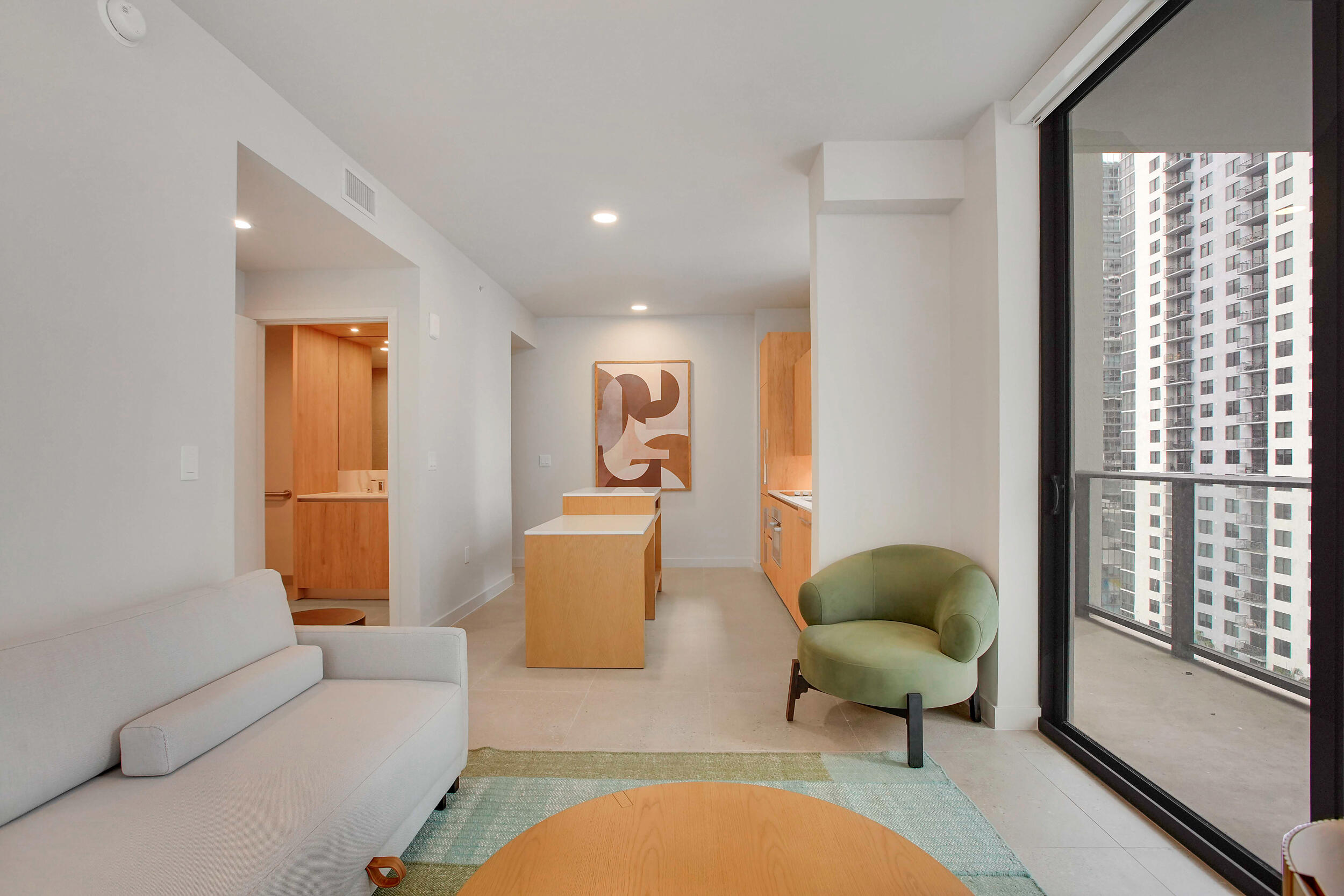601 N Miami Avenue 2107 Property Photo 3