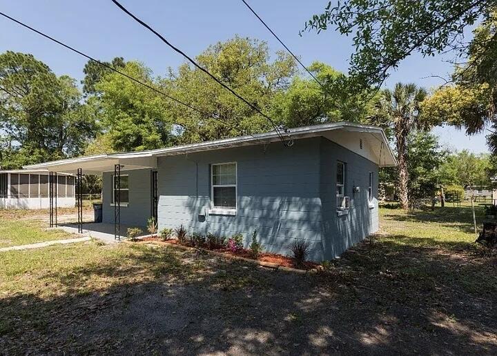 2513 Spirea Street Property Photo 2