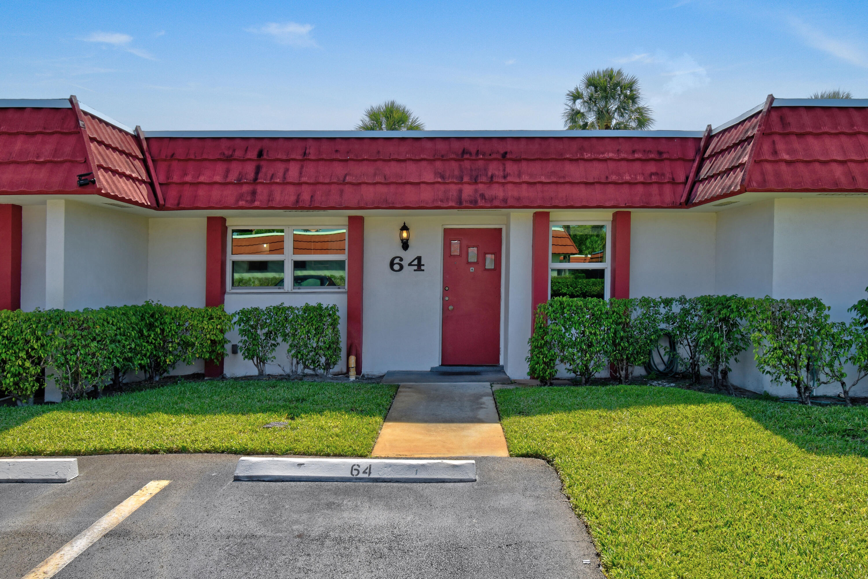 5800 Fernley Dr W 64