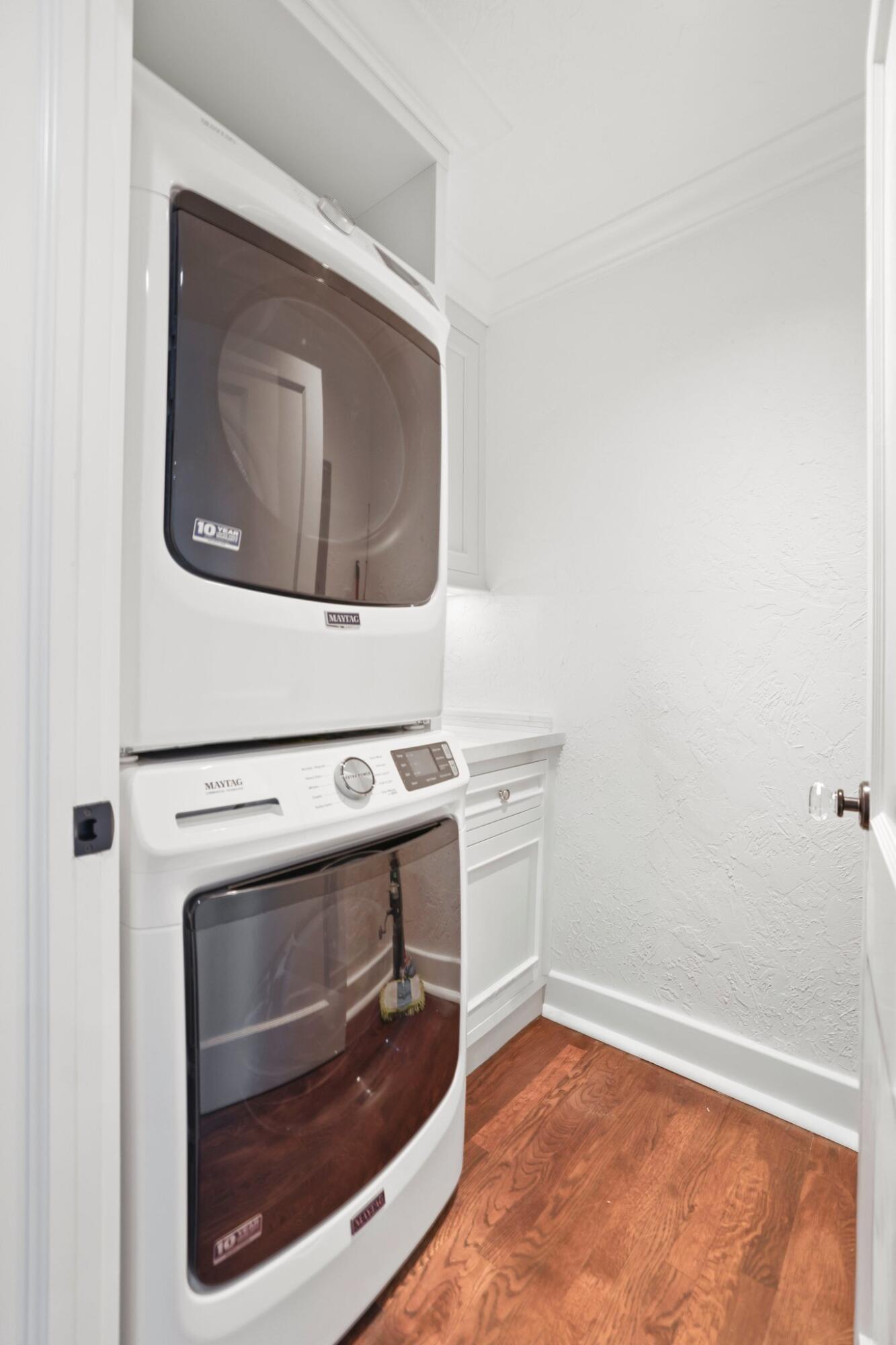 429 30th Street Property Photo 35