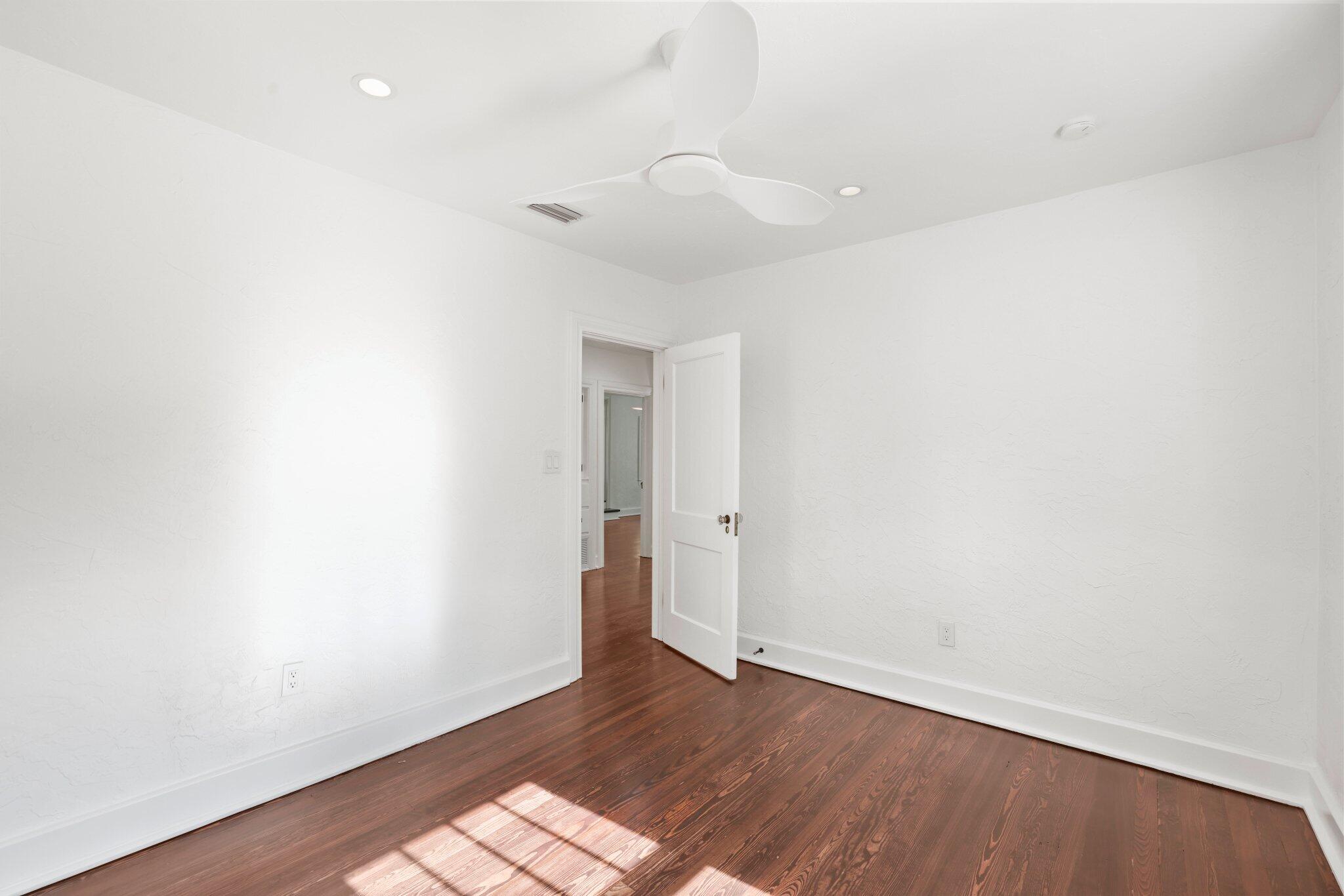 429 30th Street Property Photo 67