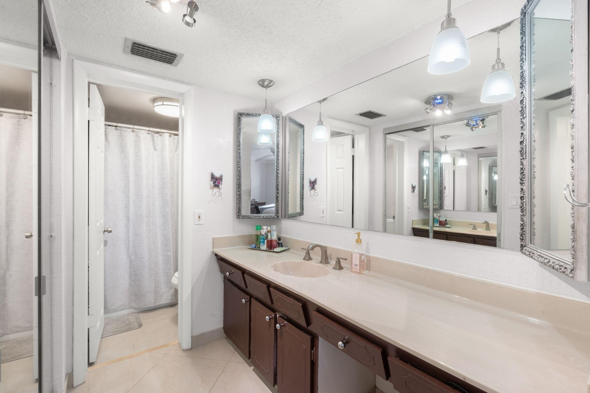 4191 Nw 41st Street 214 Property Photo 12