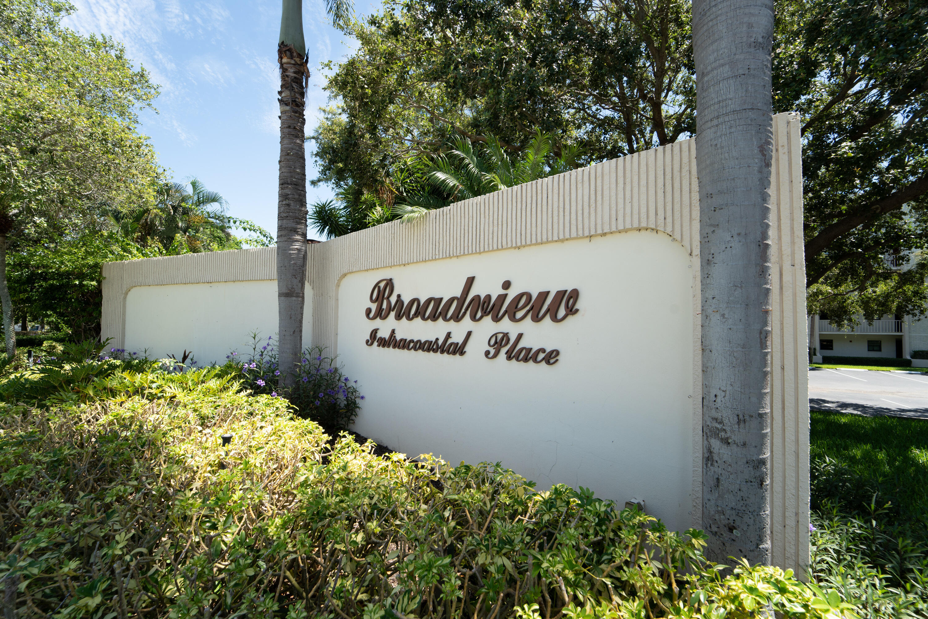 100 Intracoastal Place 205 Property Photo 2