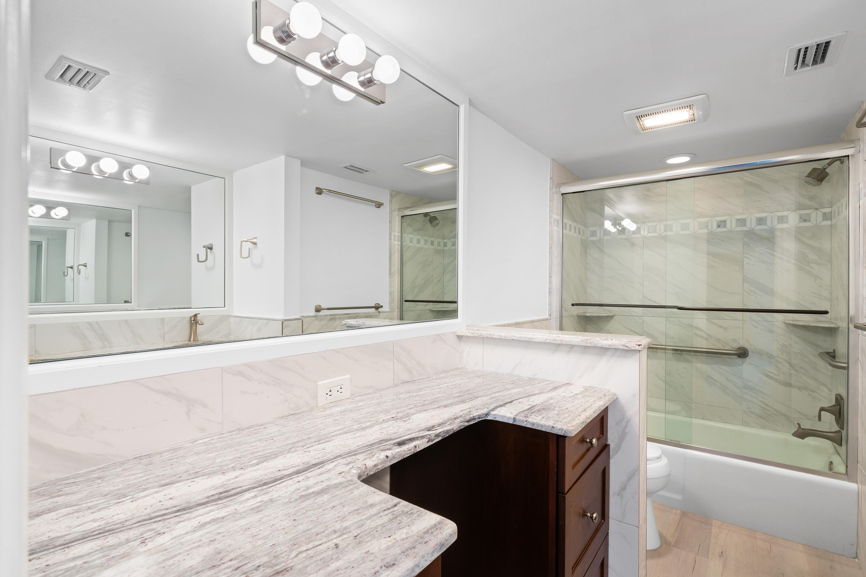 100 Intracoastal Place 205 Property Photo 22