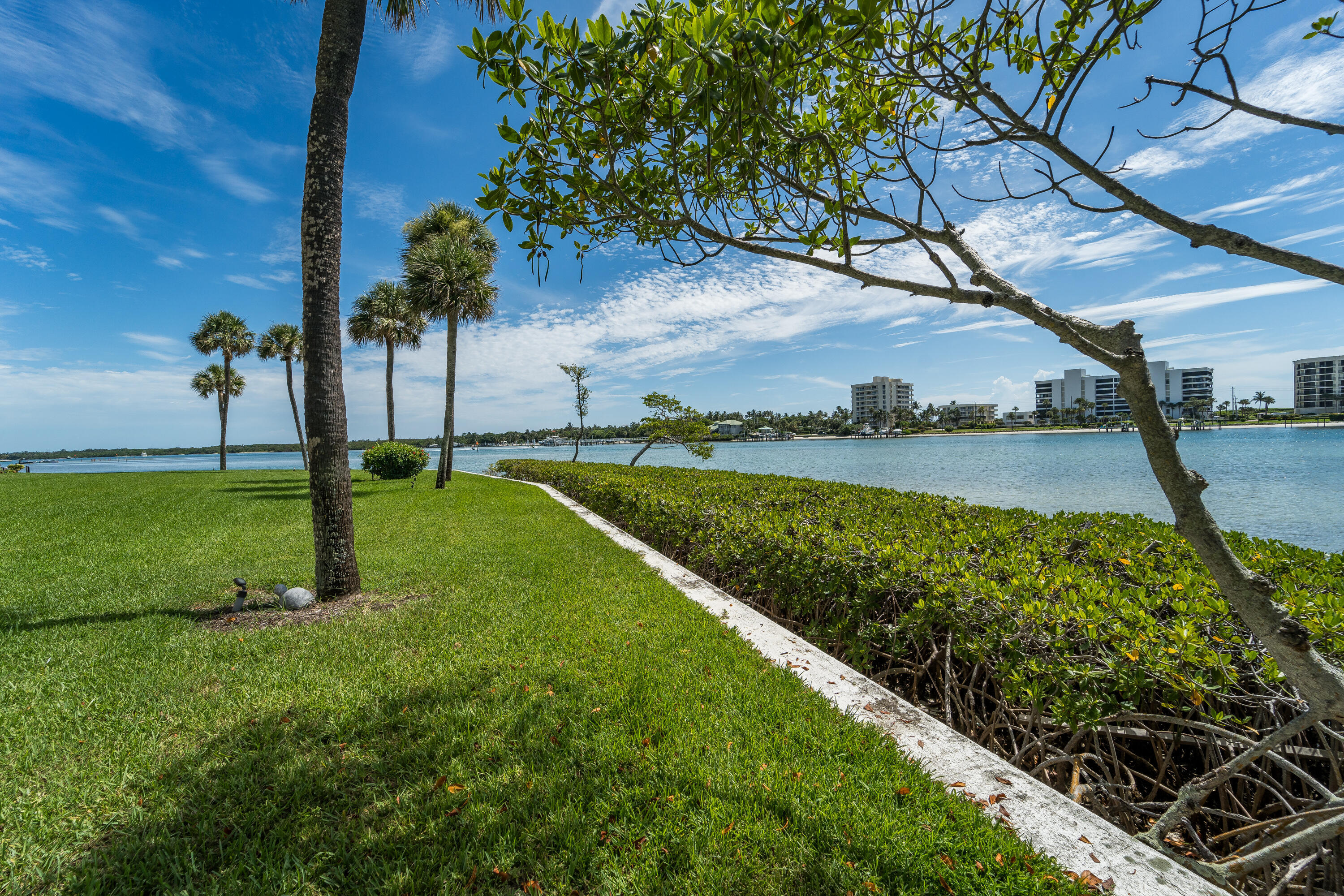 100 Intracoastal Place 205 Property Photo 34