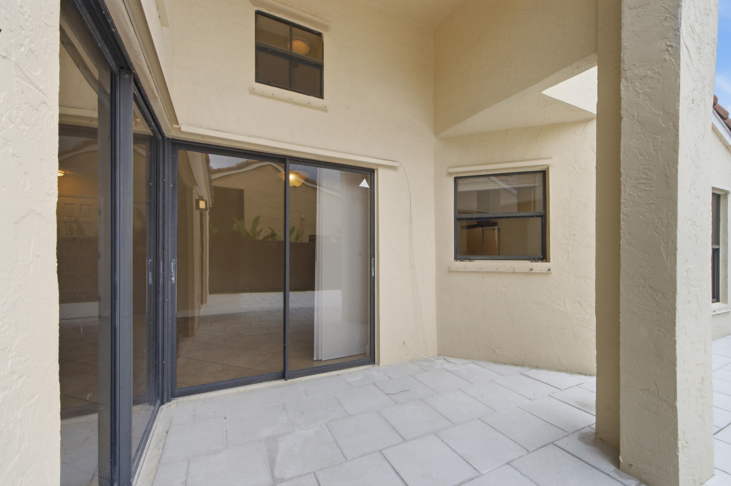 8871 Sw 6th Street Property Photo 9