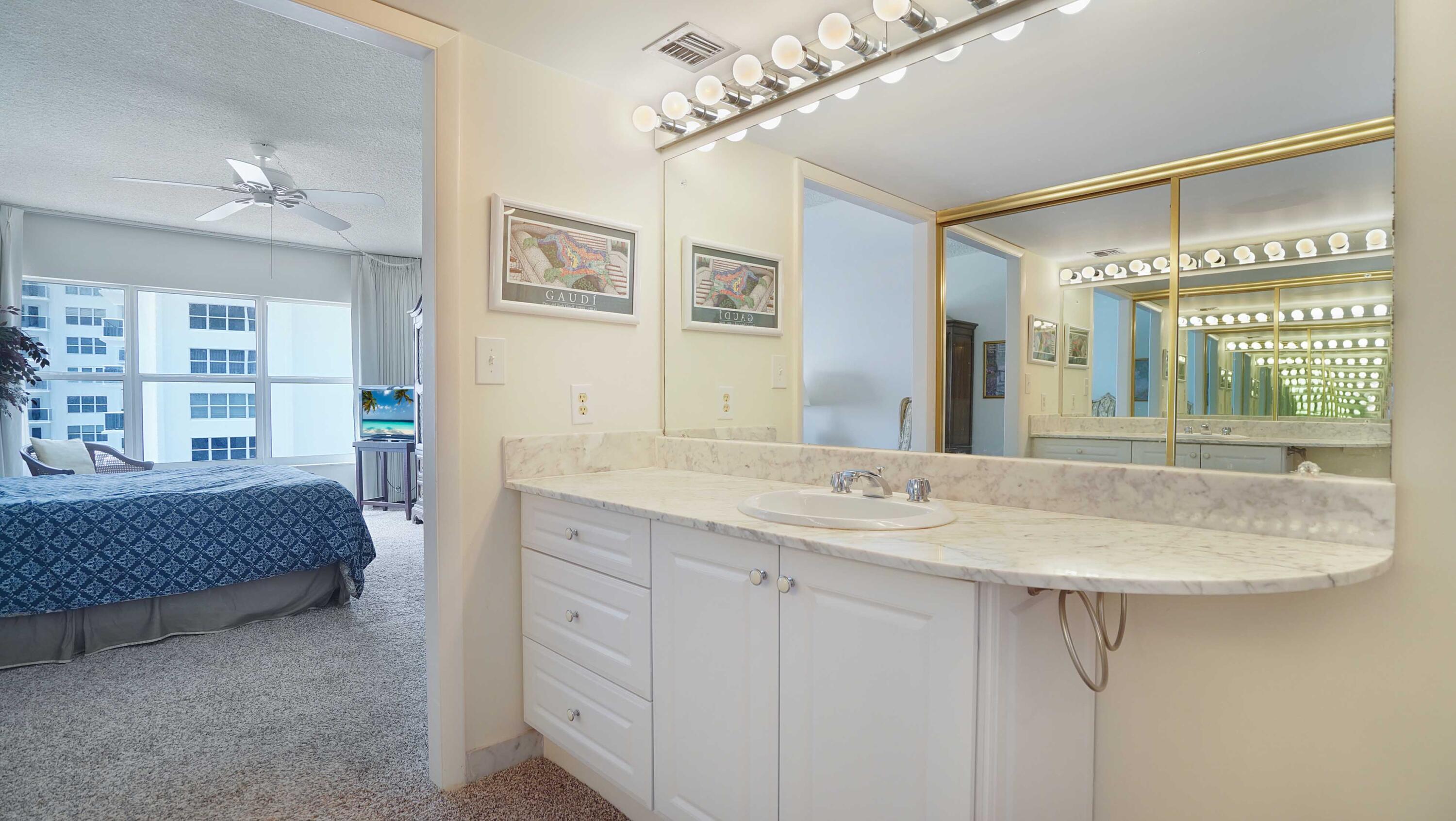 3550 Galt Ocean Drive 1106 Property Photo 10