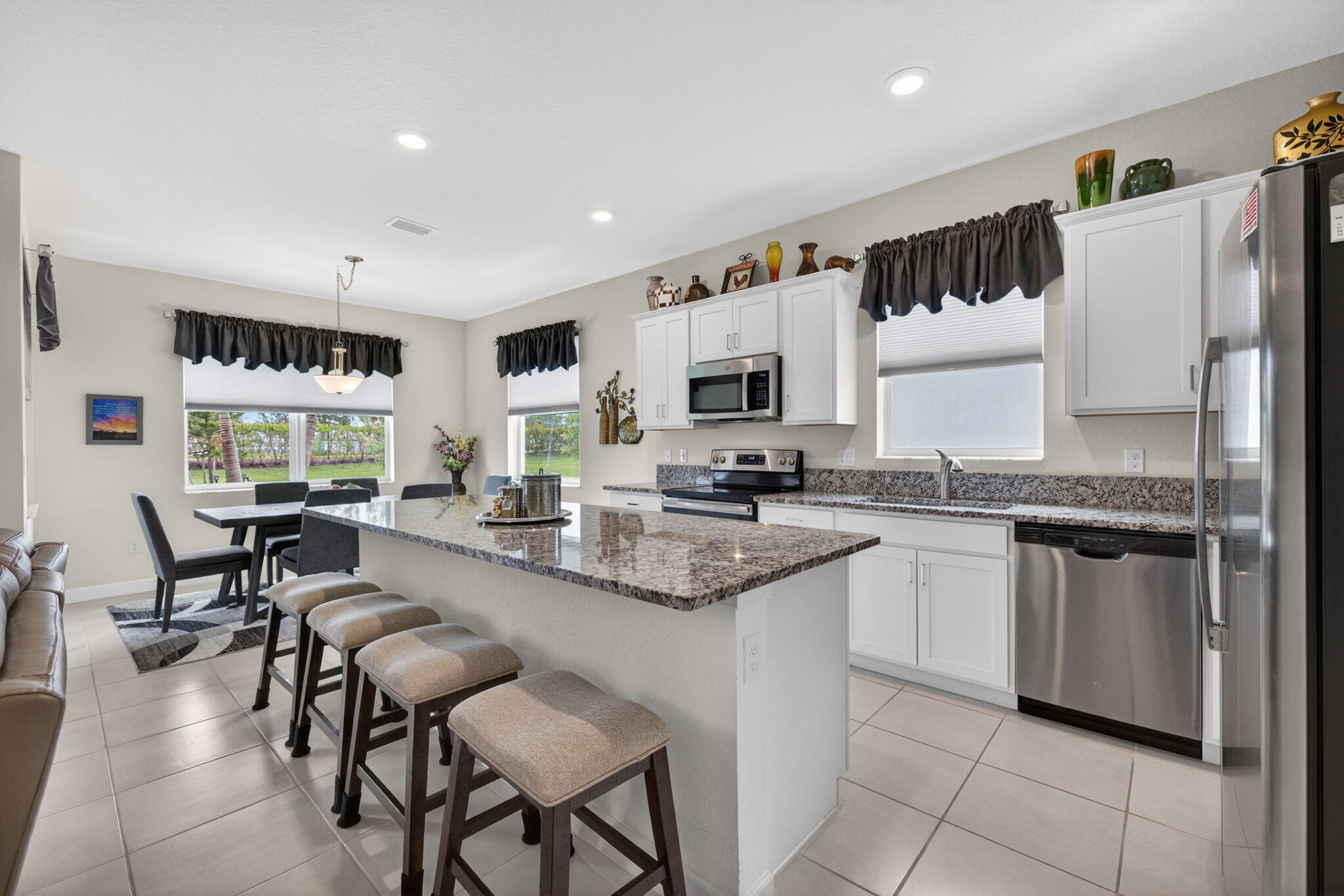 7697 Nw Greenbank Circle Property Photo 8