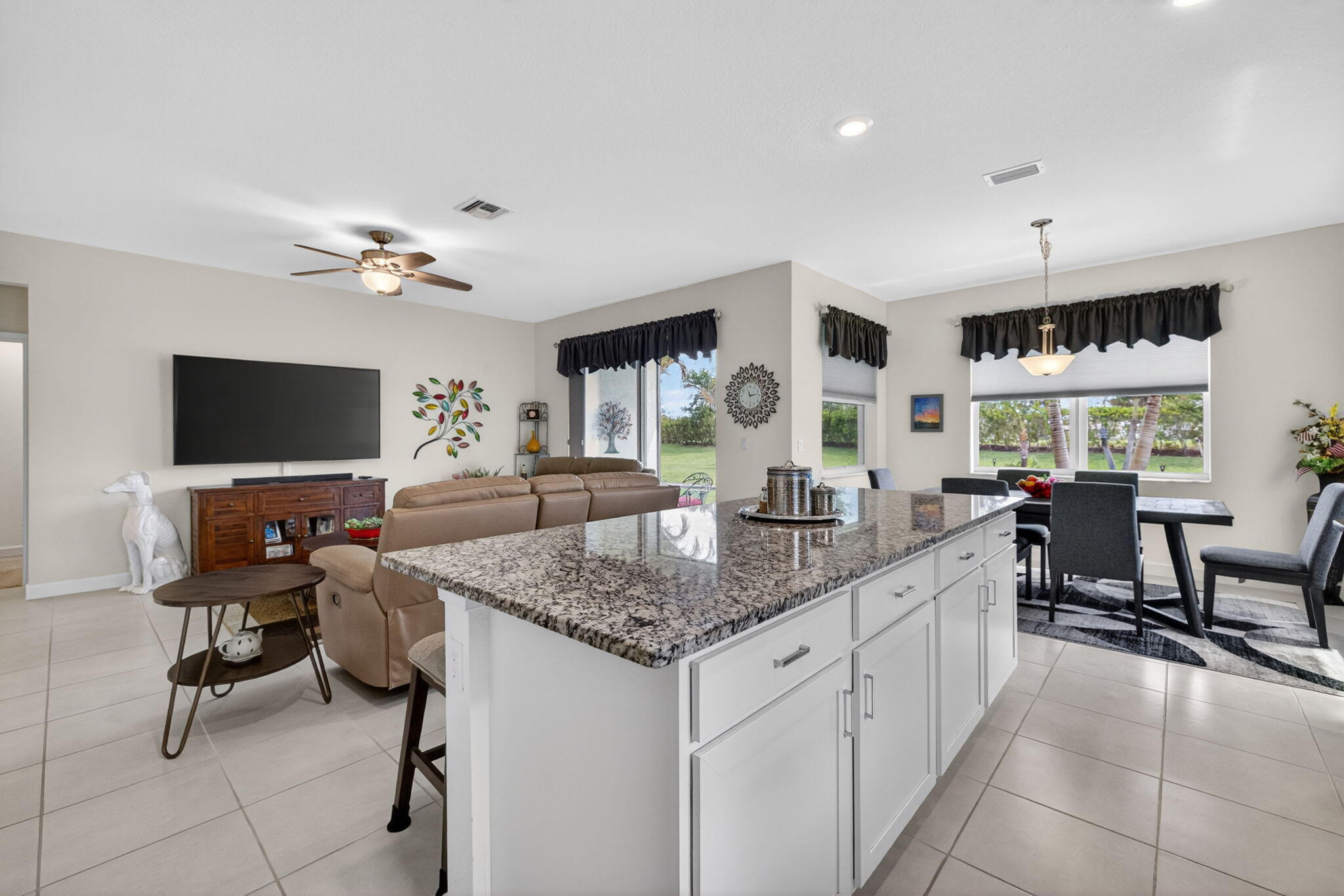 7697 Nw Greenbank Circle Property Photo 10
