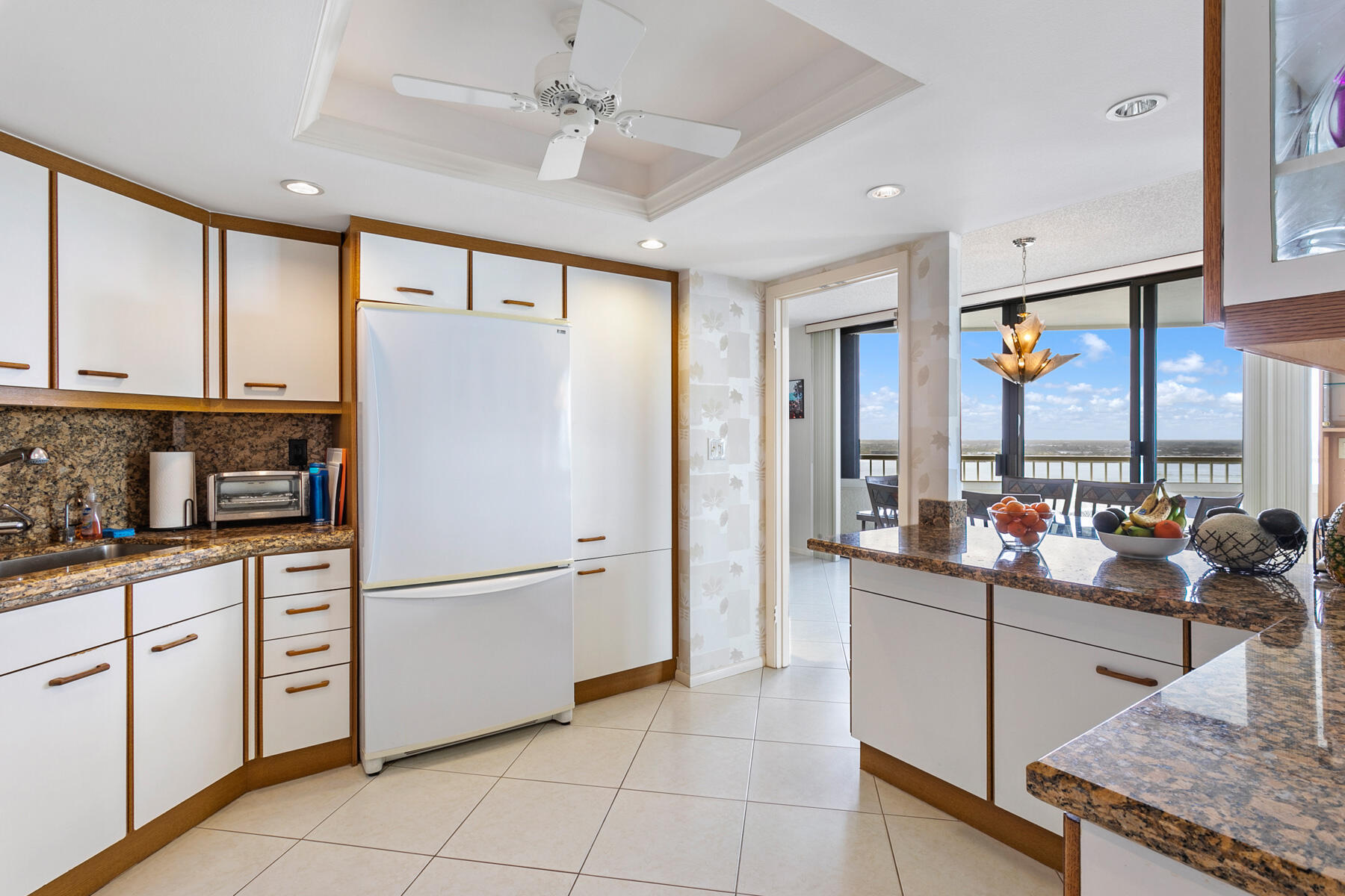 5070 N Ocean Drive 21c Property Photo 11