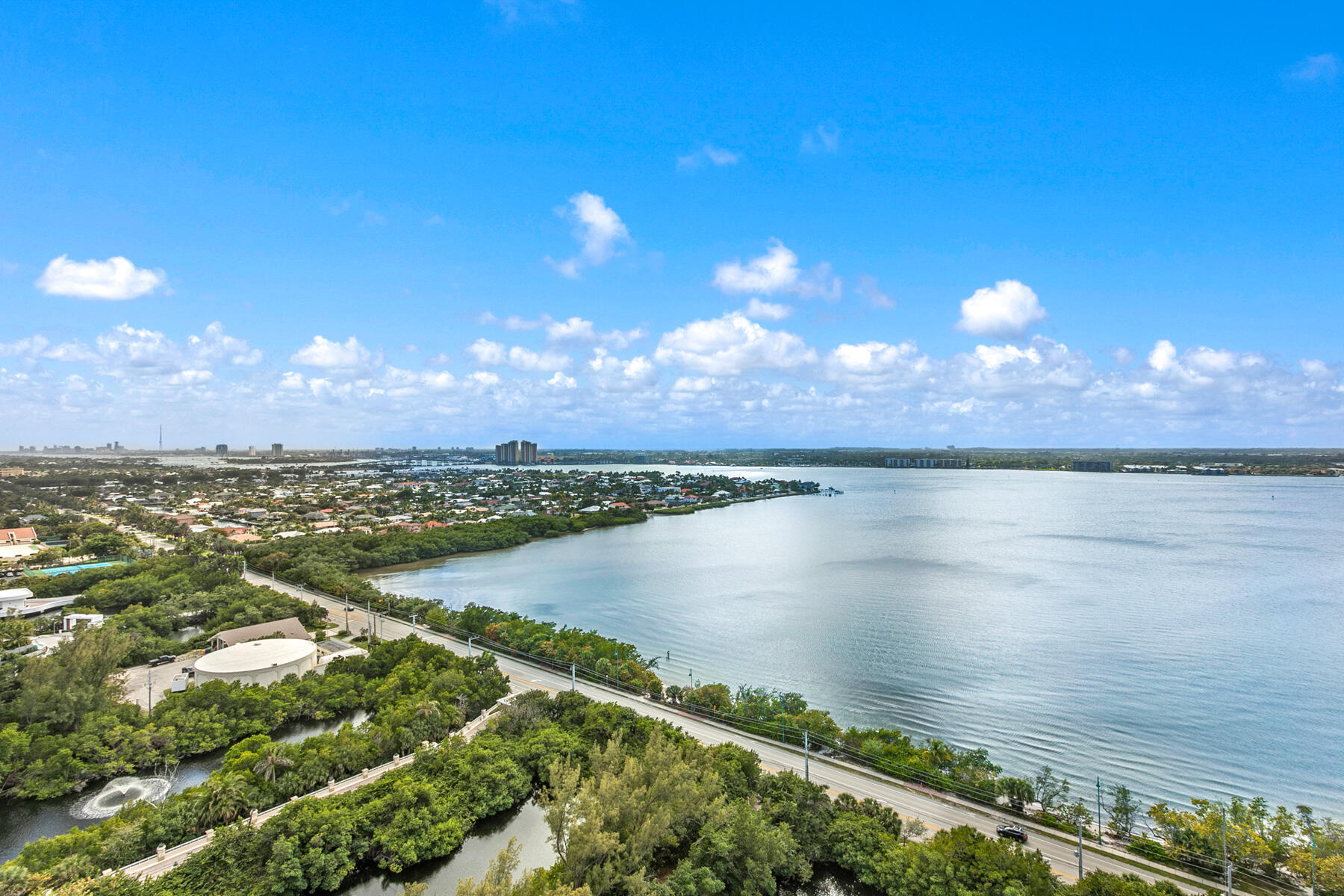 5070 N Ocean Drive 21c Property Photo 12