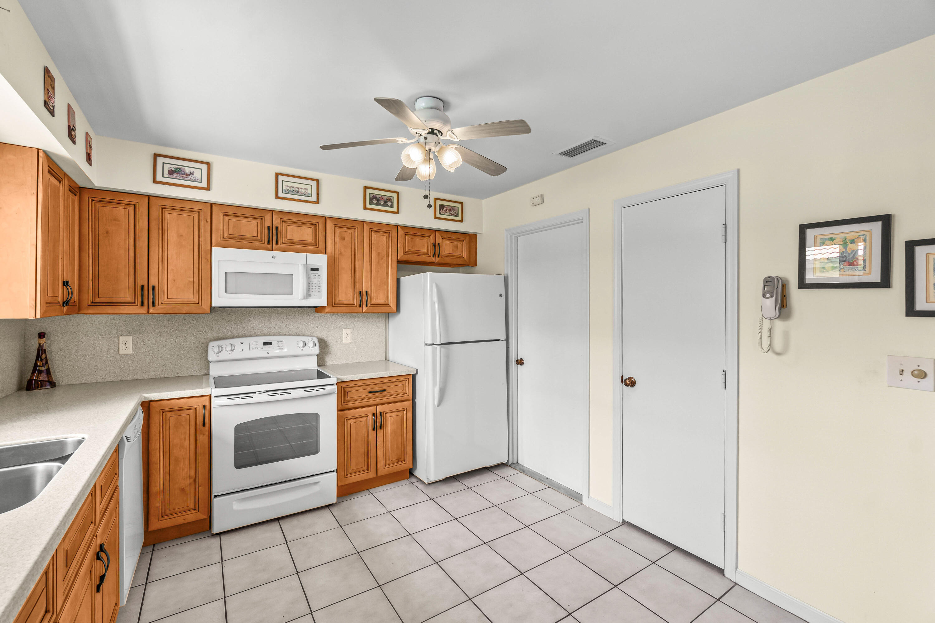 4625 Rosewood Tree Court A Property Photo 13