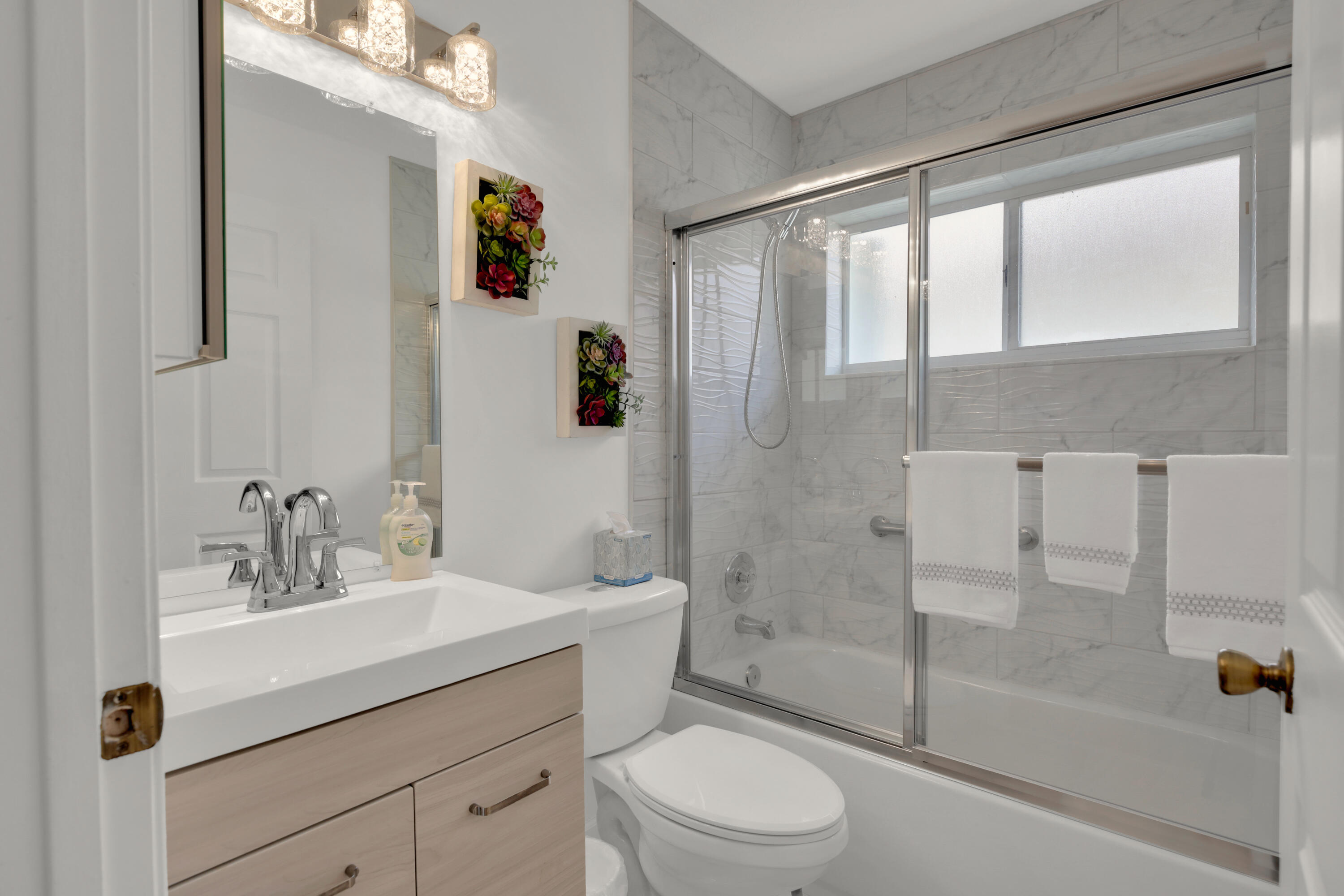 1868 Barnstable Road Property Photo 27