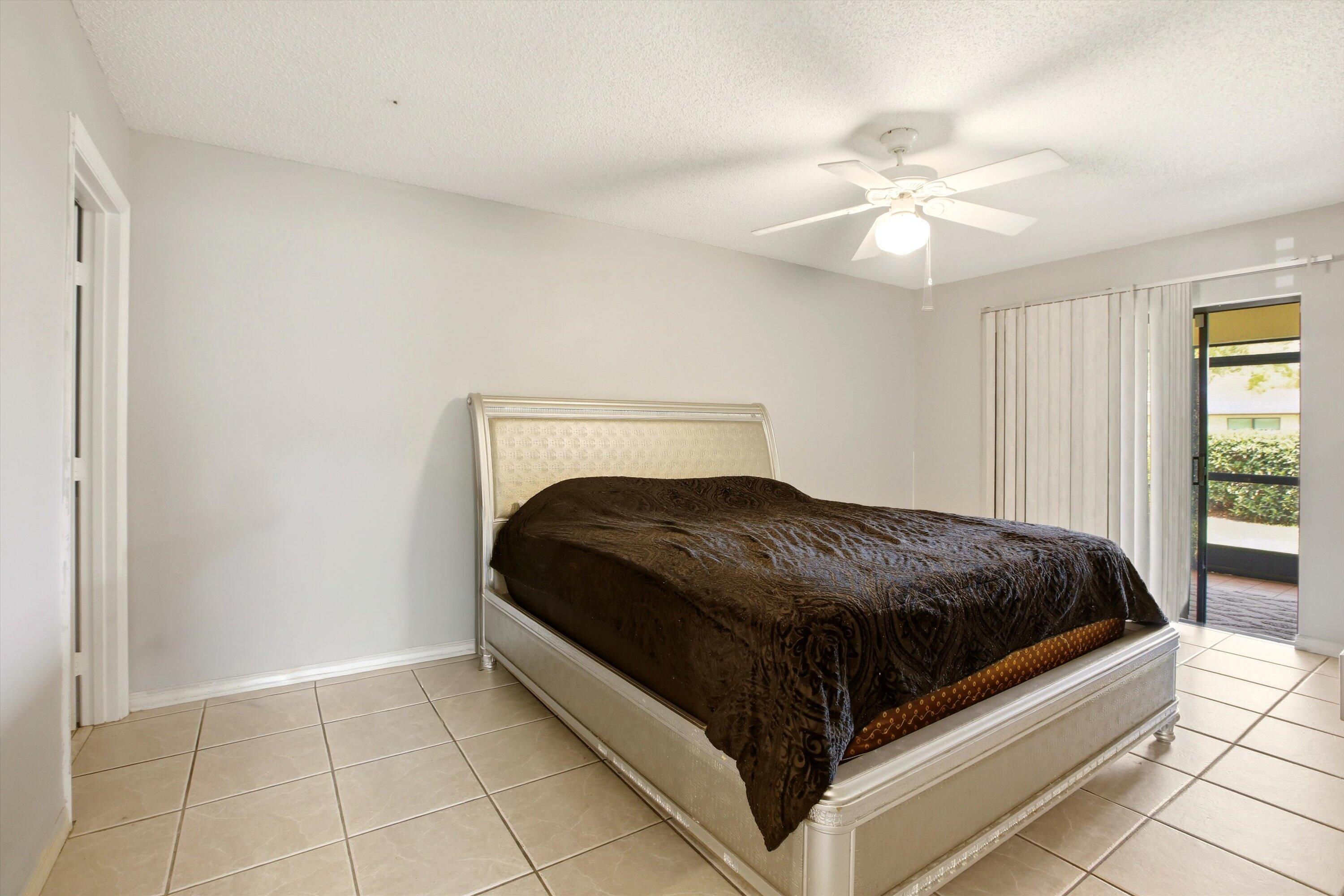 1607 Laurel Leaf Lane B Property Photo 13