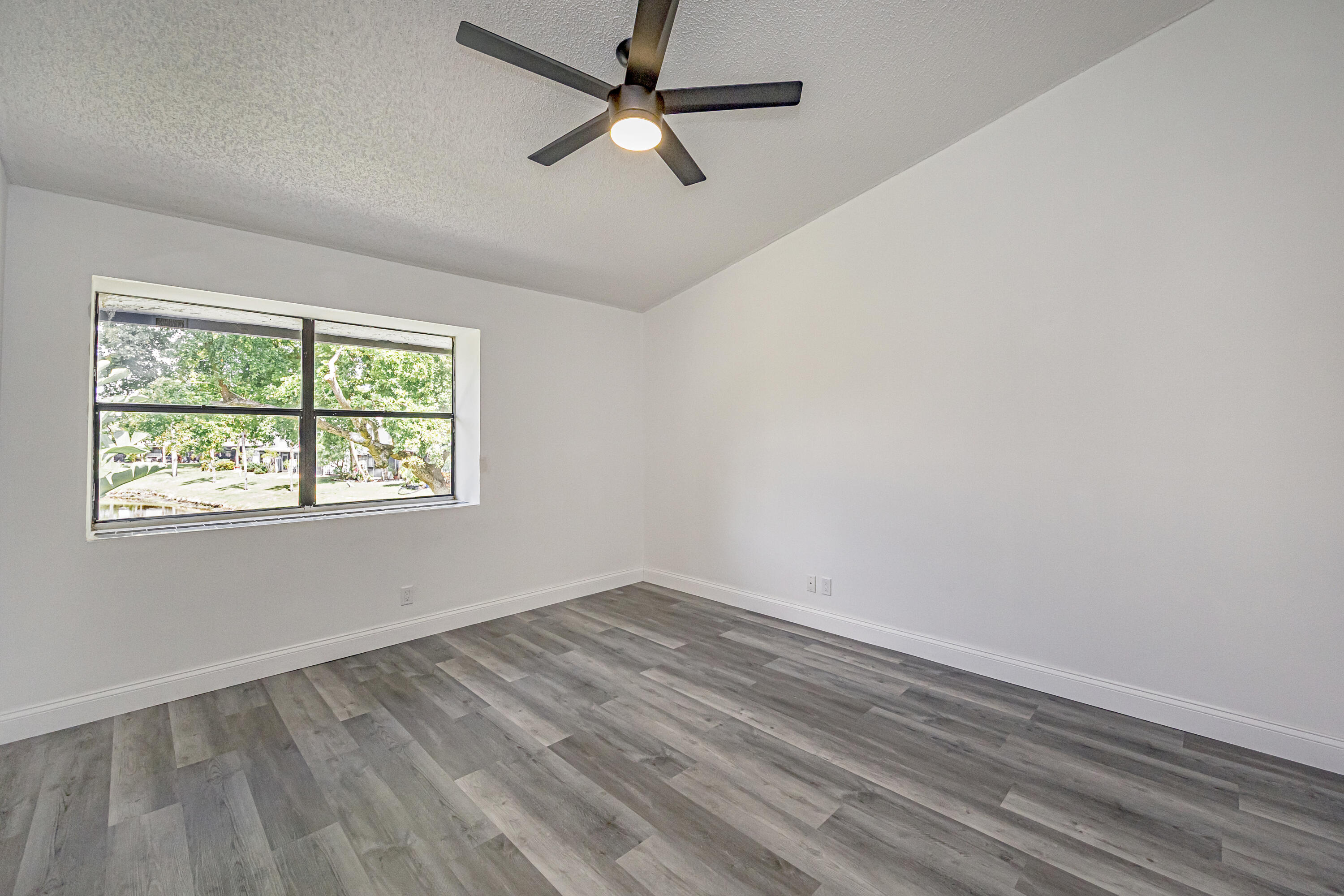 3335 Carambola Circle S Property Photo 24