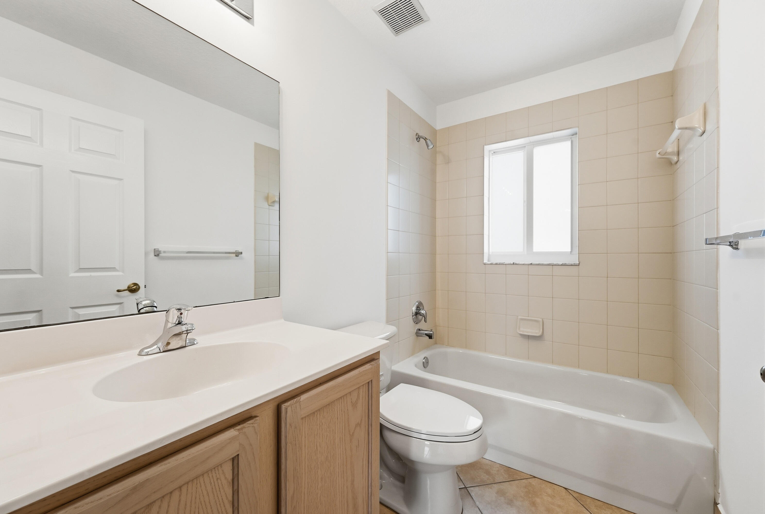 1275 Rosegate Boulevard Property Photo 33