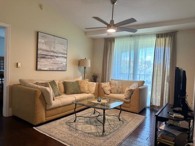 822 Villa Circle Property Photo 18