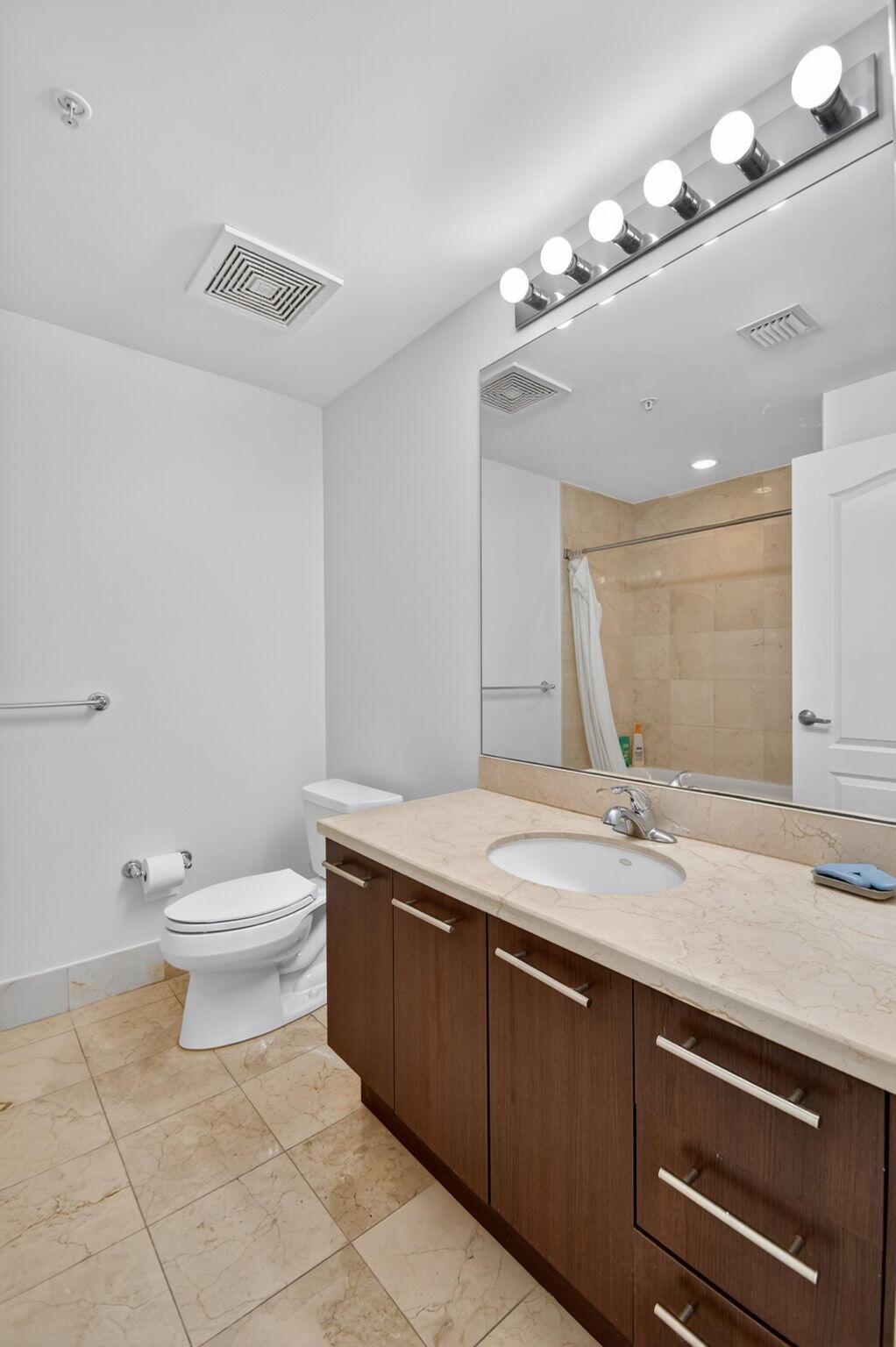 410 Evernia Street 630 Property Photo 34