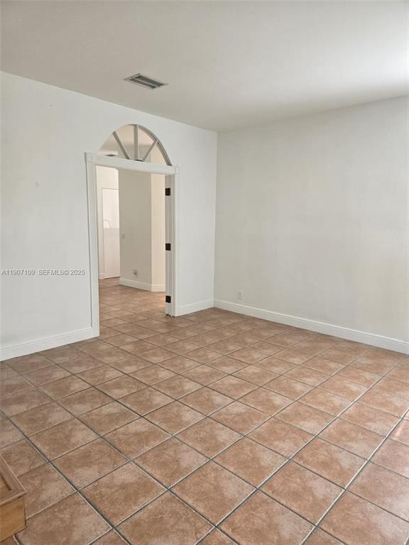 4361 Dogwood Circle Property Photo 5