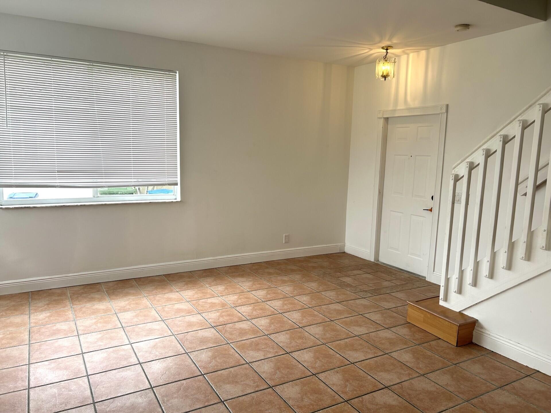 4361 Dogwood Circle Property Photo 8