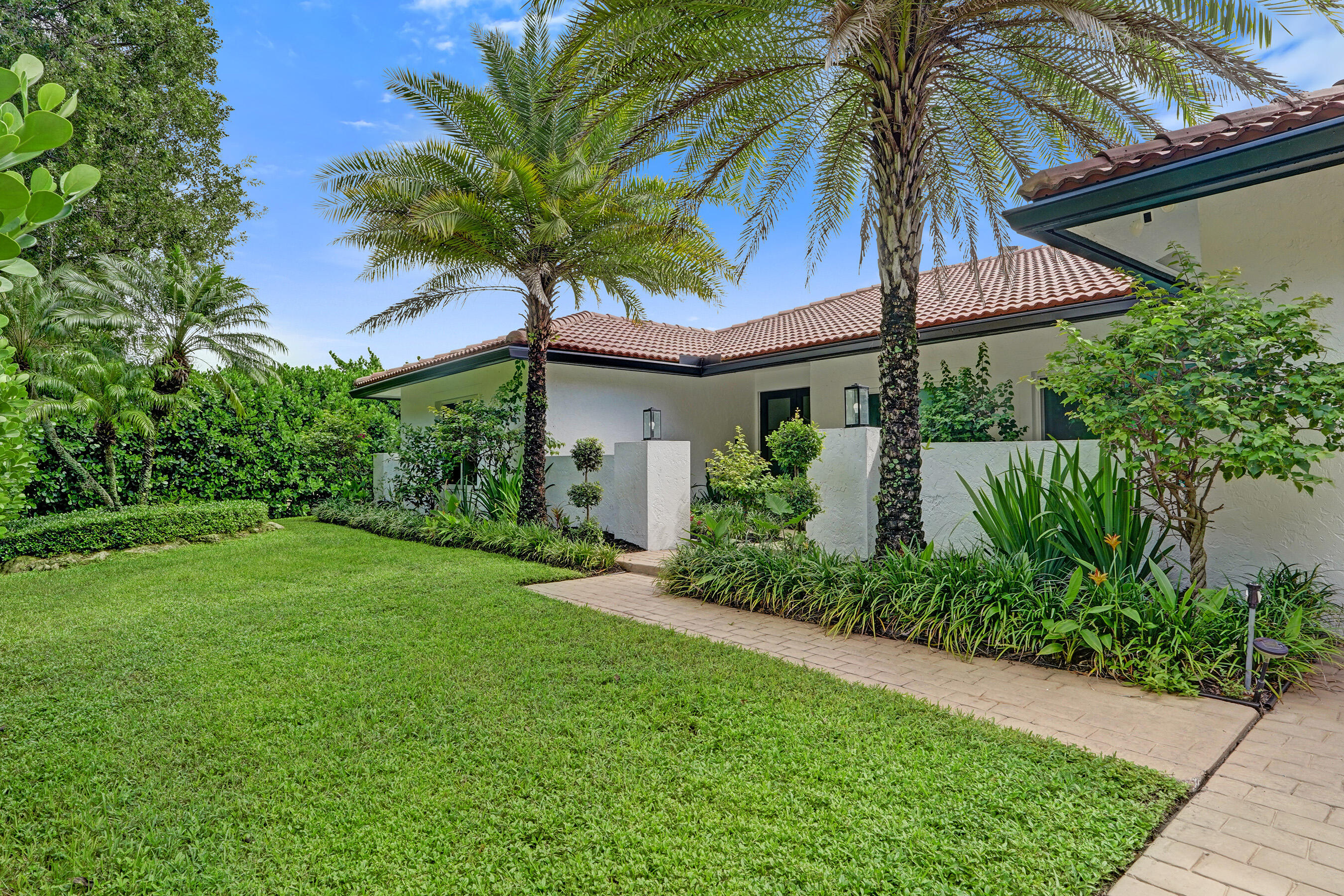 2804 Banyan Boulevard Circle Nw Property Photo 6