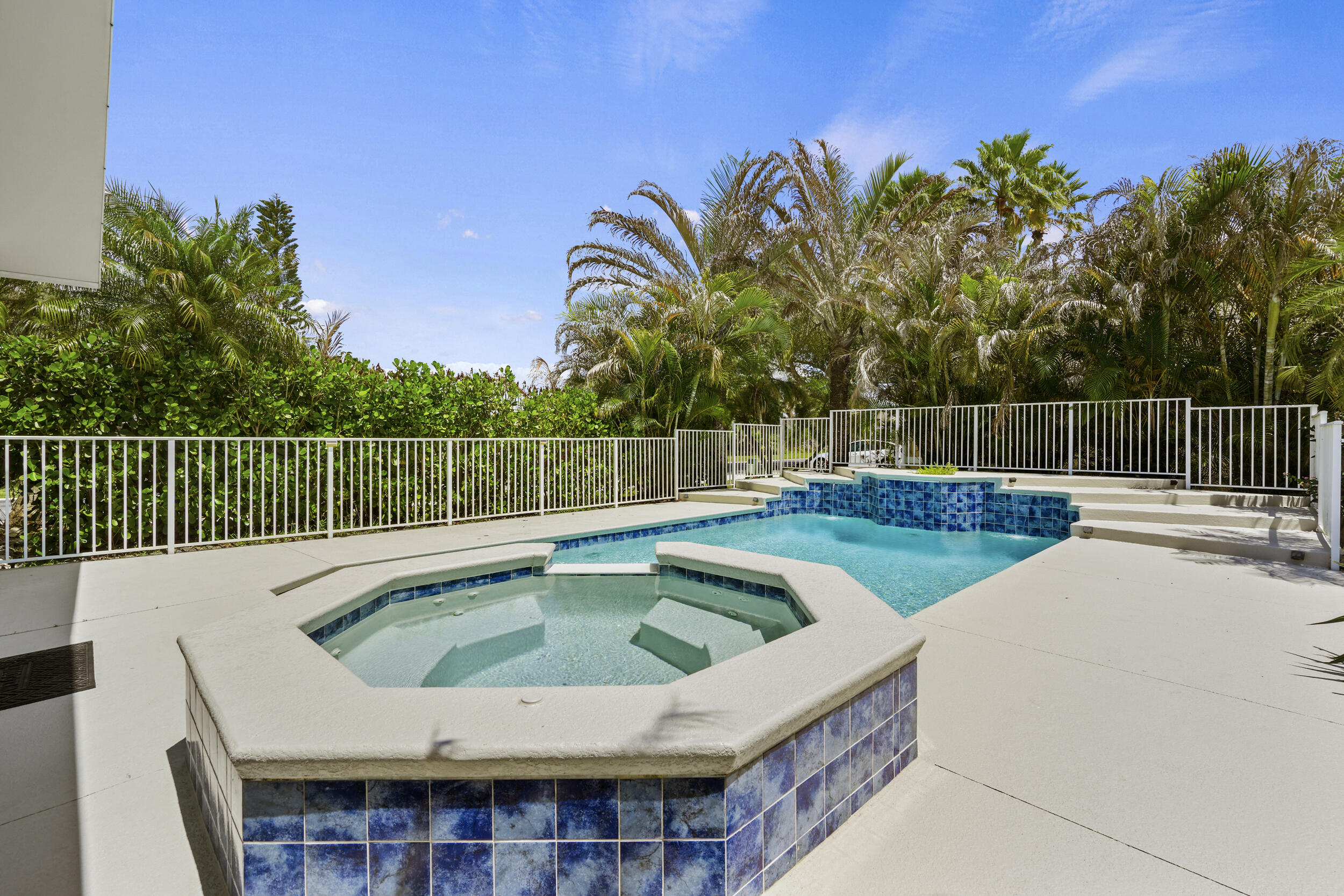 3189 Sw Solitaire Palm Drive Property Photo 35