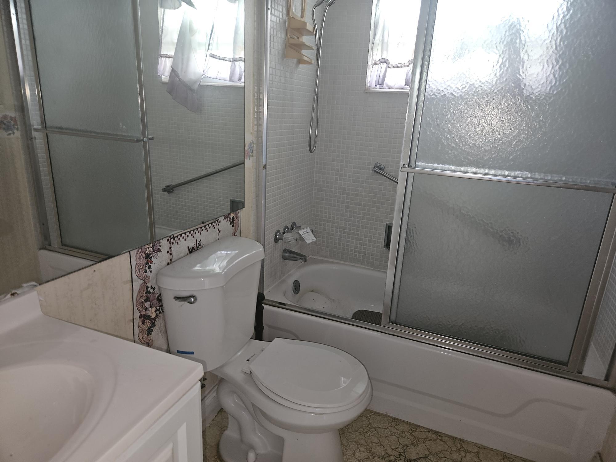 281 Flanders 281 Property Photo 4