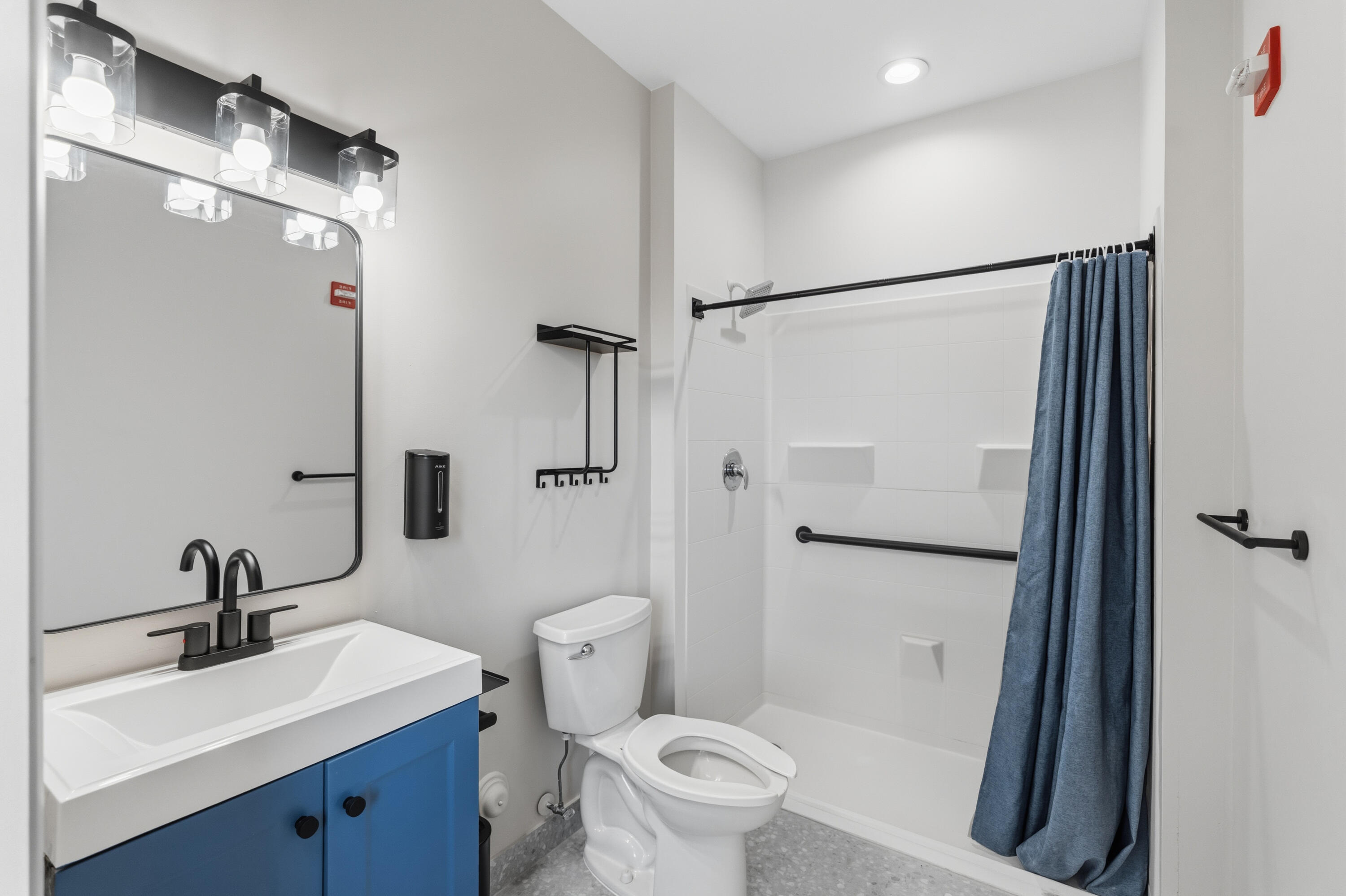 3330 N Federal Highway Property Photo 15