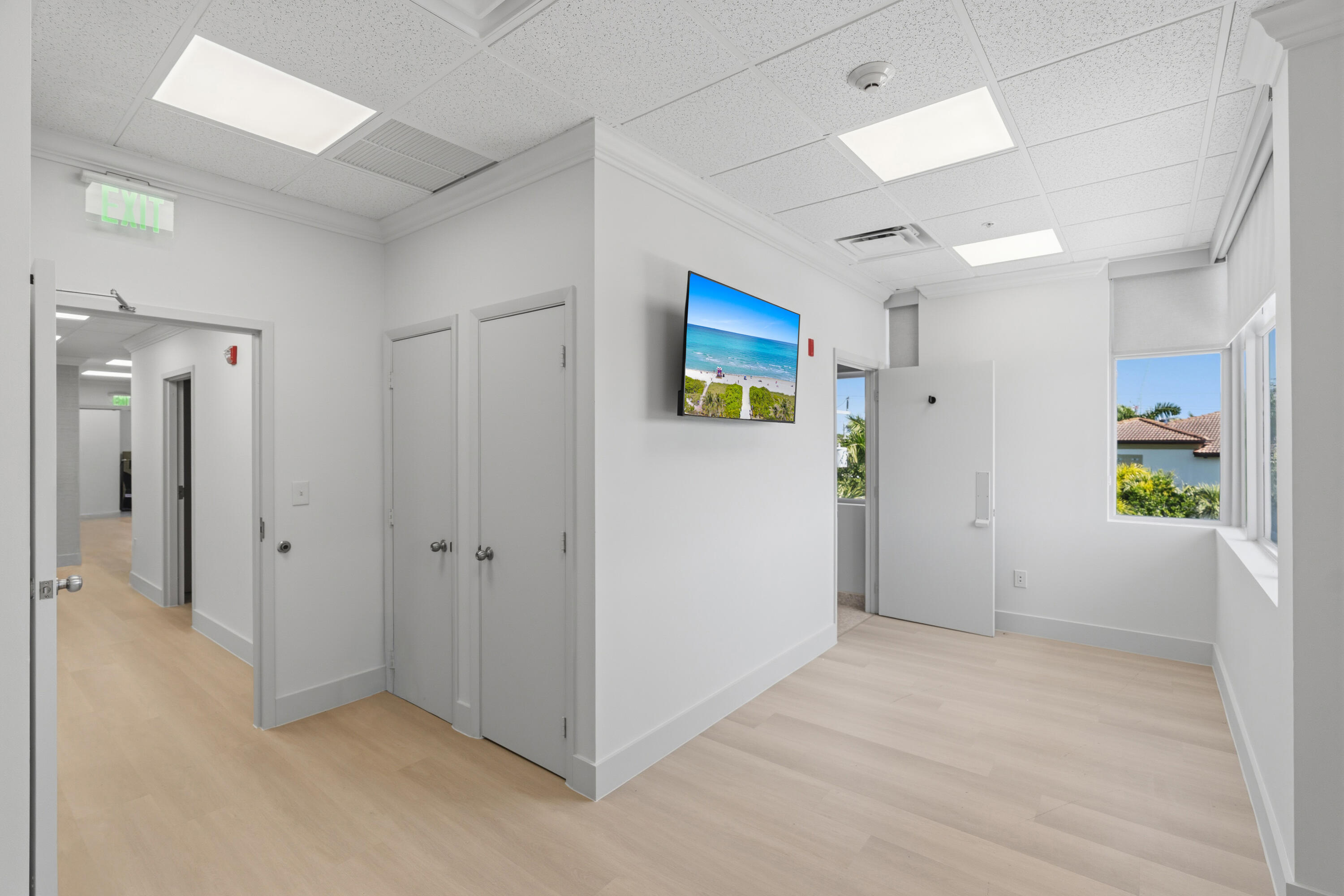 3330 N Federal Highway Property Photo 19