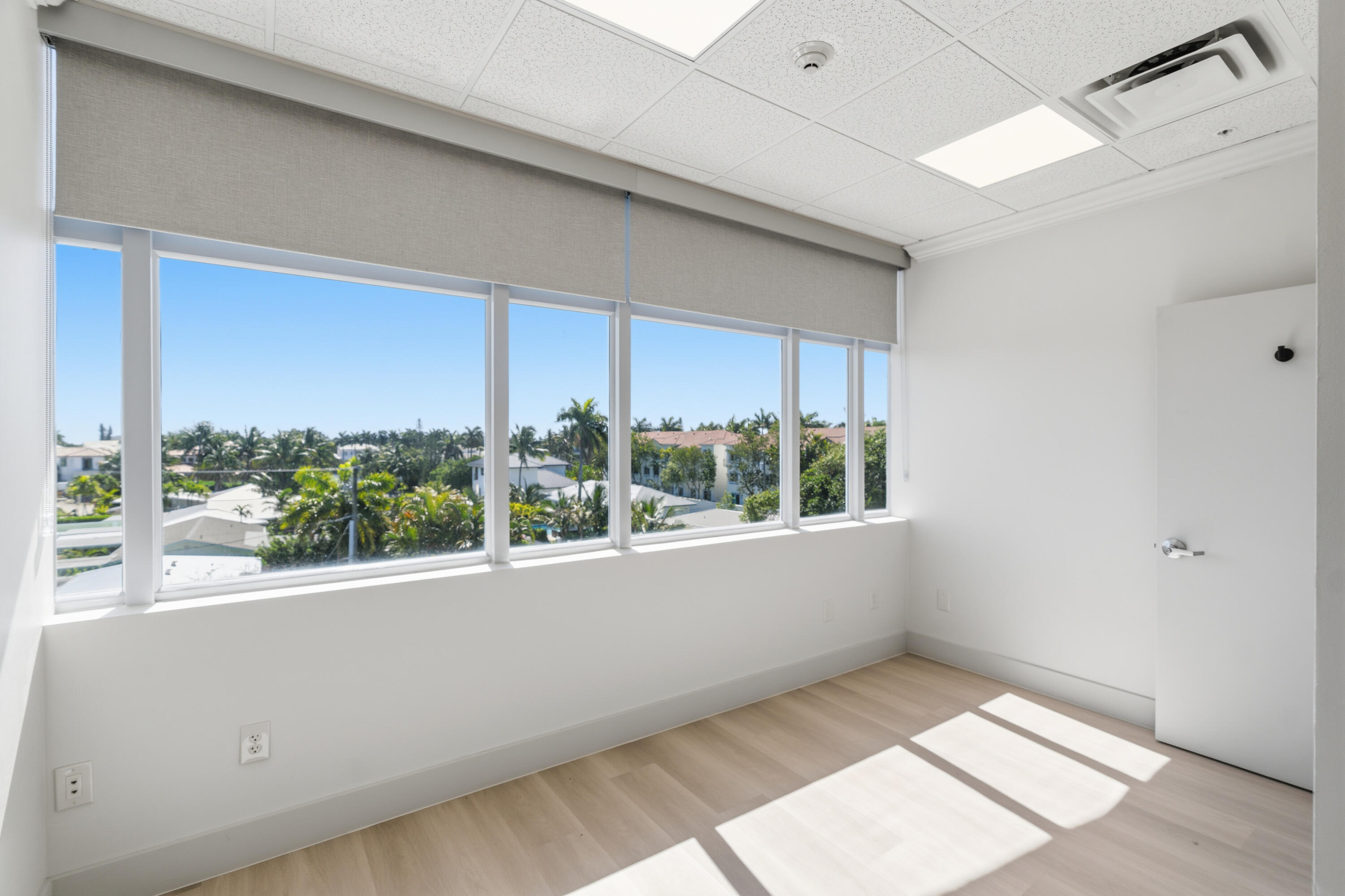 3330 N Federal Highway Property Photo 20