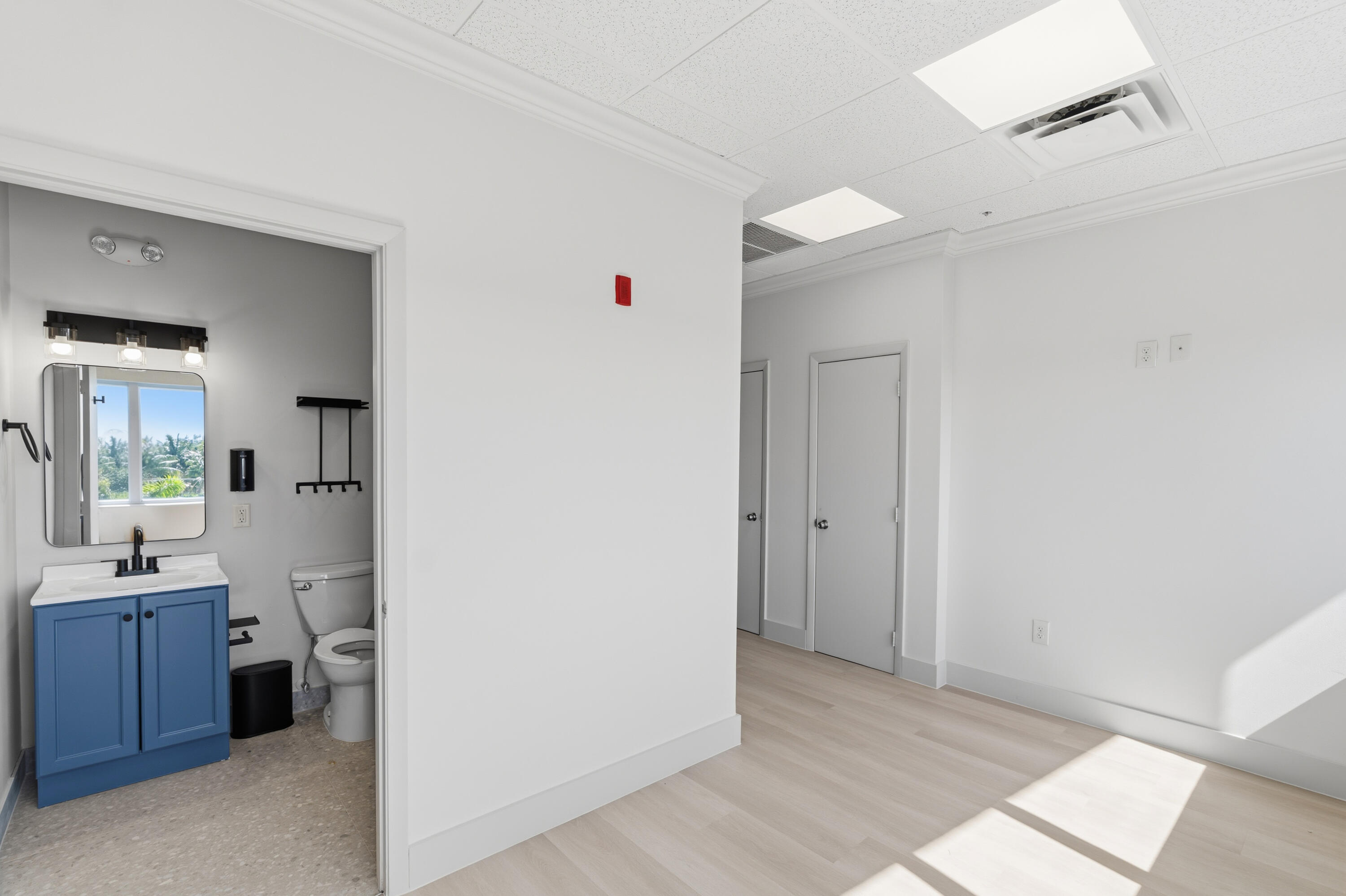 3330 N Federal Highway Property Photo 22