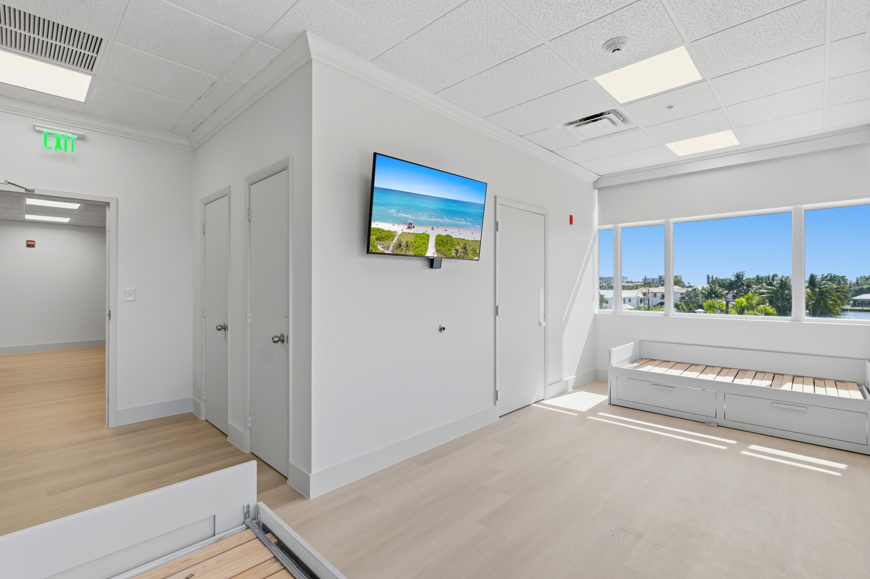 3330 N Federal Highway Property Photo 25