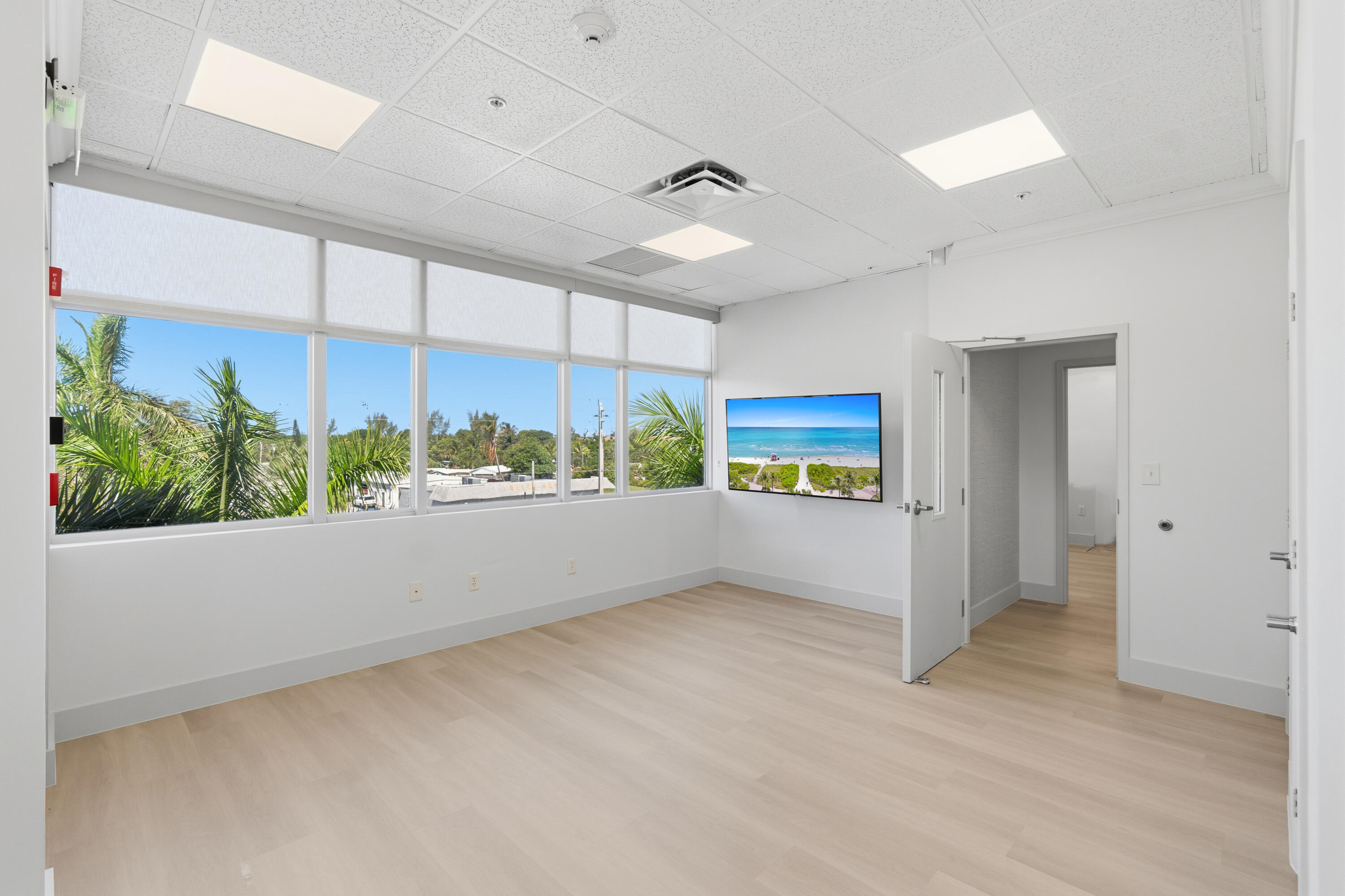 3330 N Federal Highway Property Photo 40