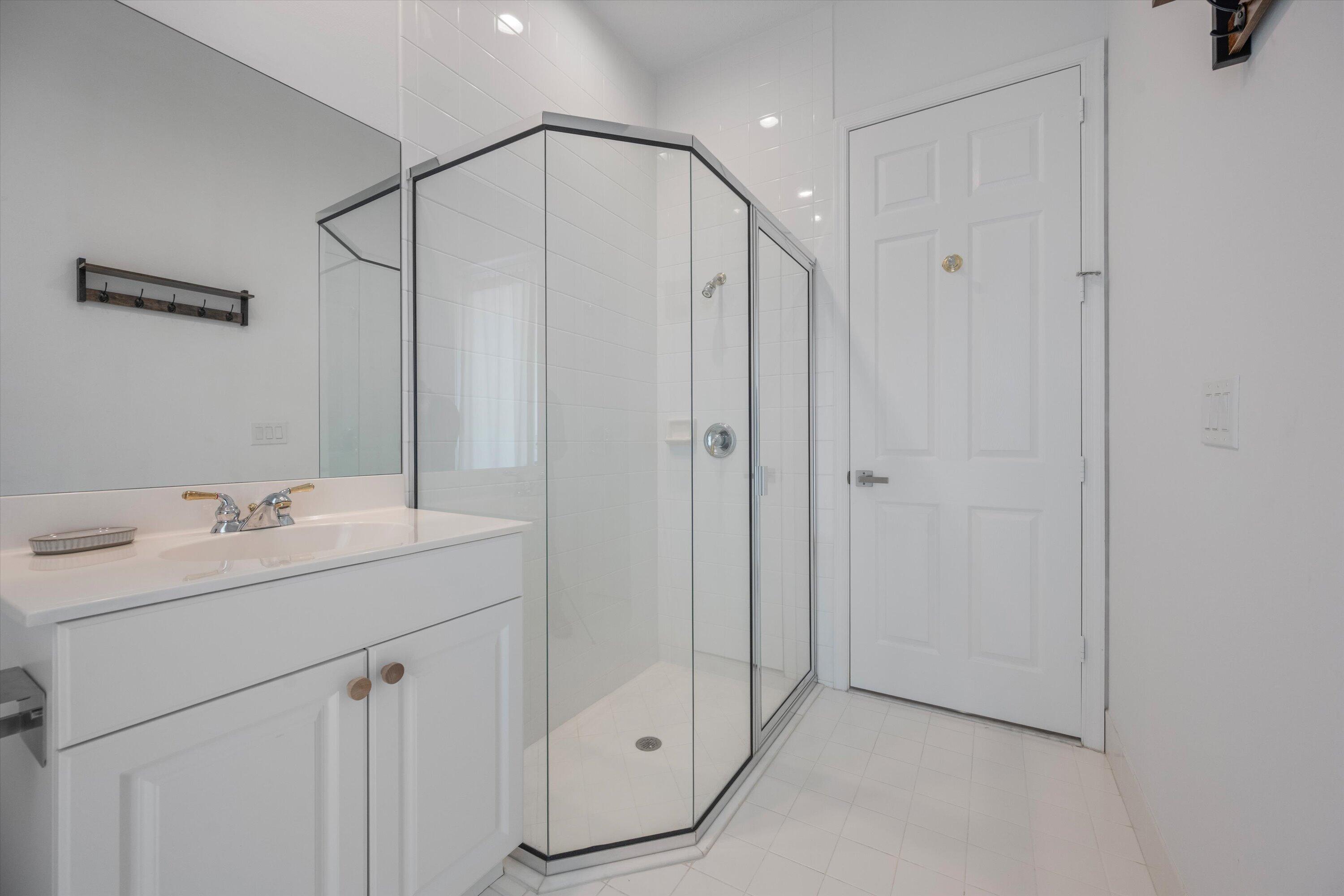 2920 Twin Oaks Way Property Photo 25