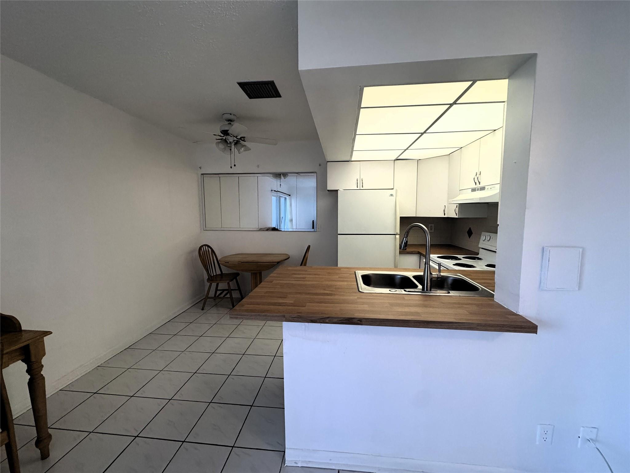 1701 Buchanan Street 203 Property Photo 4