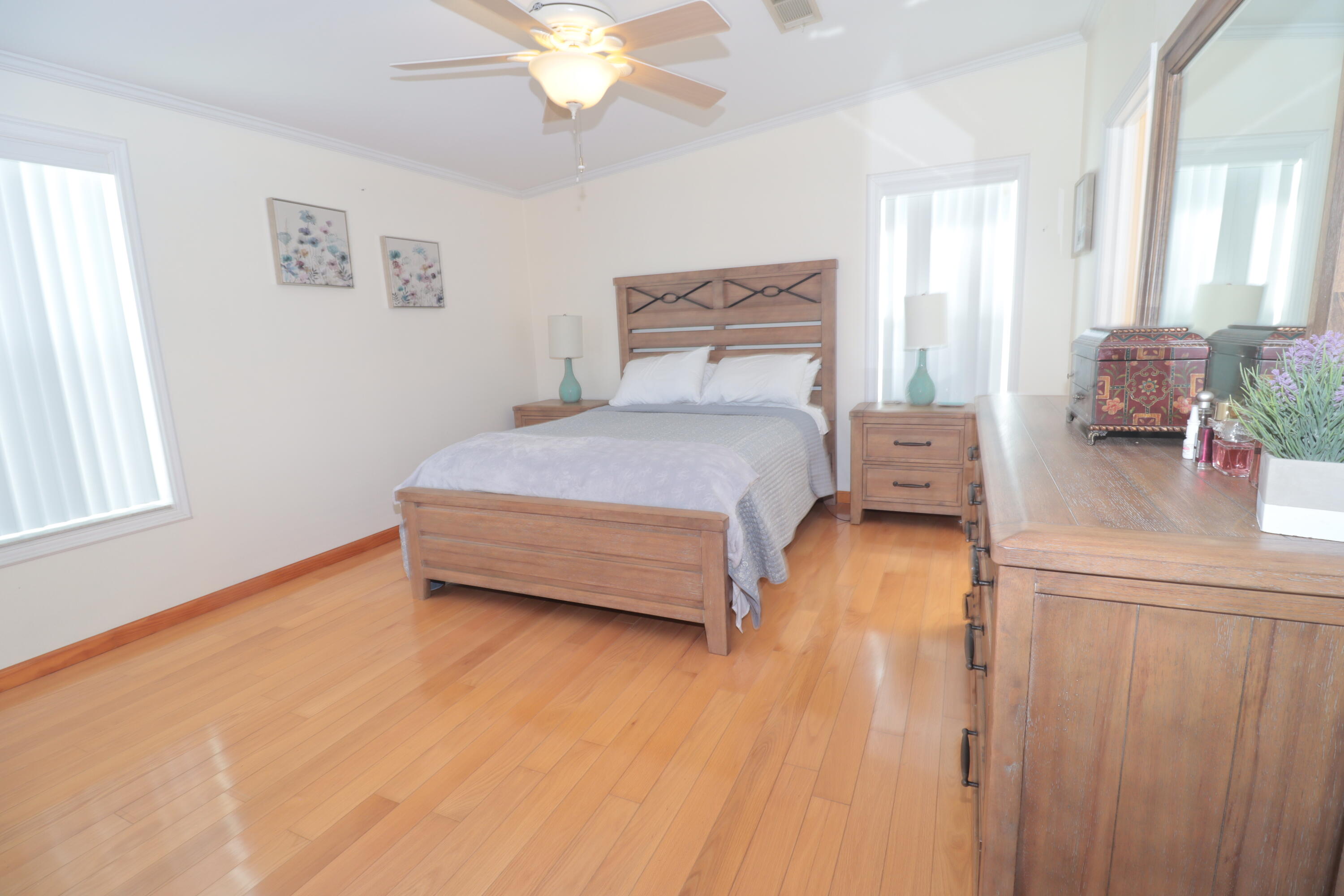 9002 Fomento Bay Property Photo 15