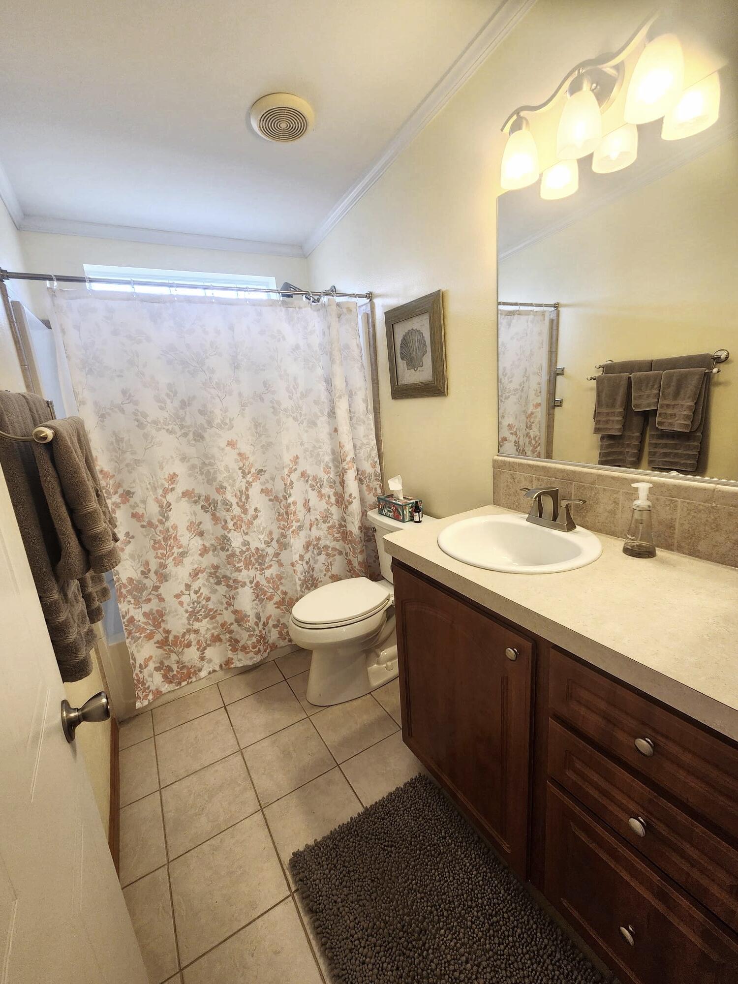 9002 Fomento Bay Property Photo 23