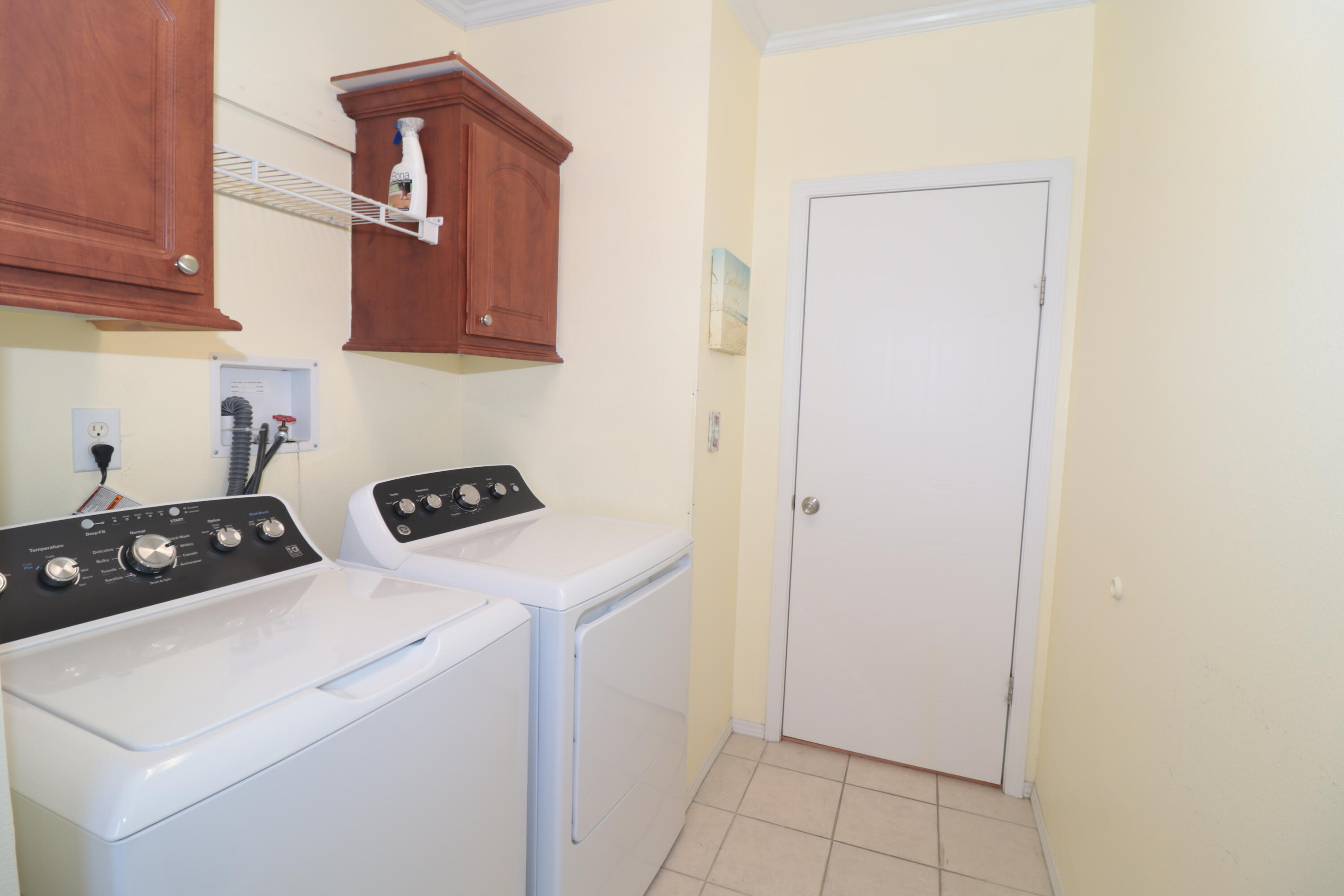 9002 Fomento Bay Property Photo 25