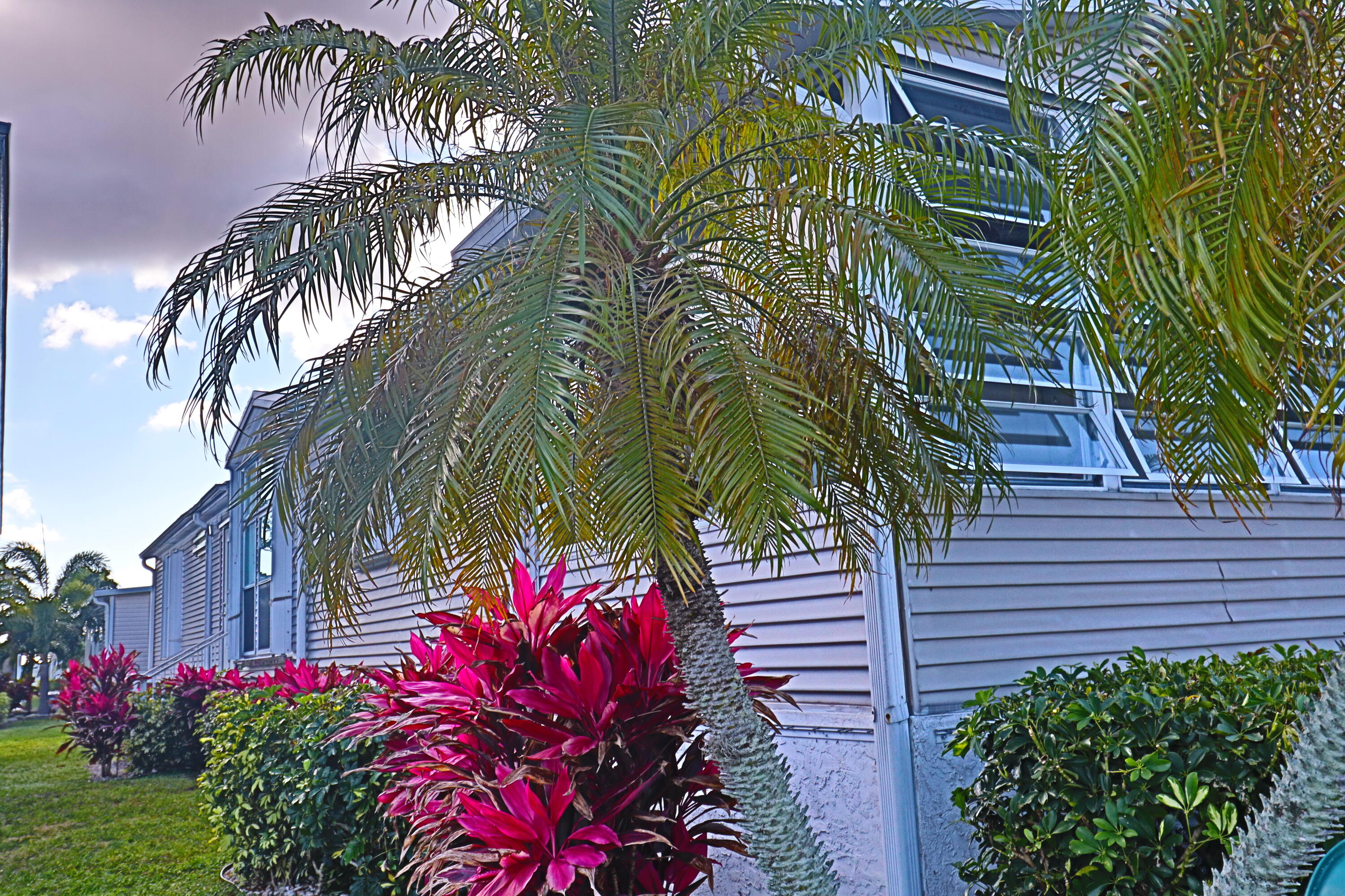 9002 Fomento Bay Property Photo 30