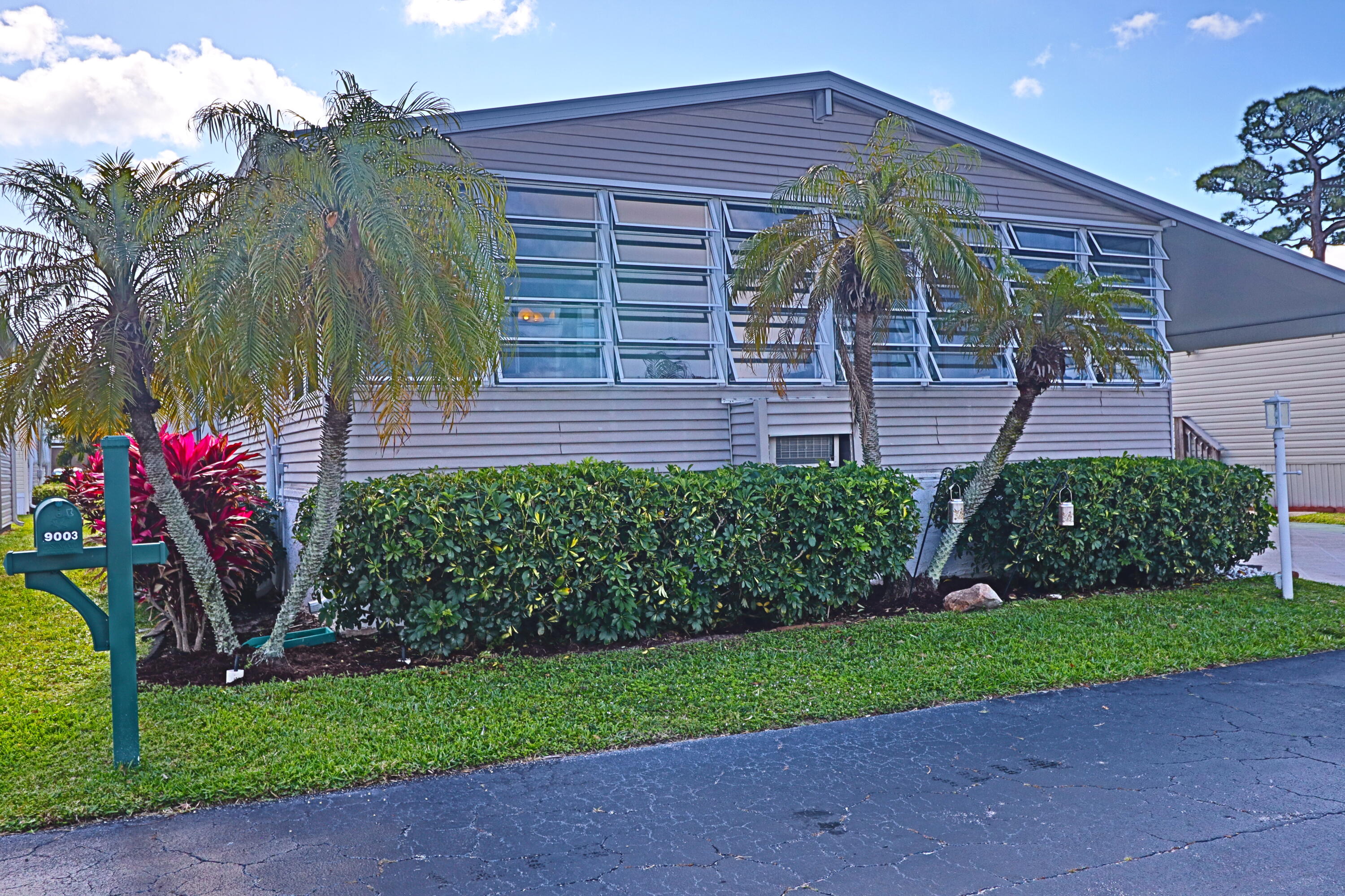 9002 Fomento Bay Property Photo 34