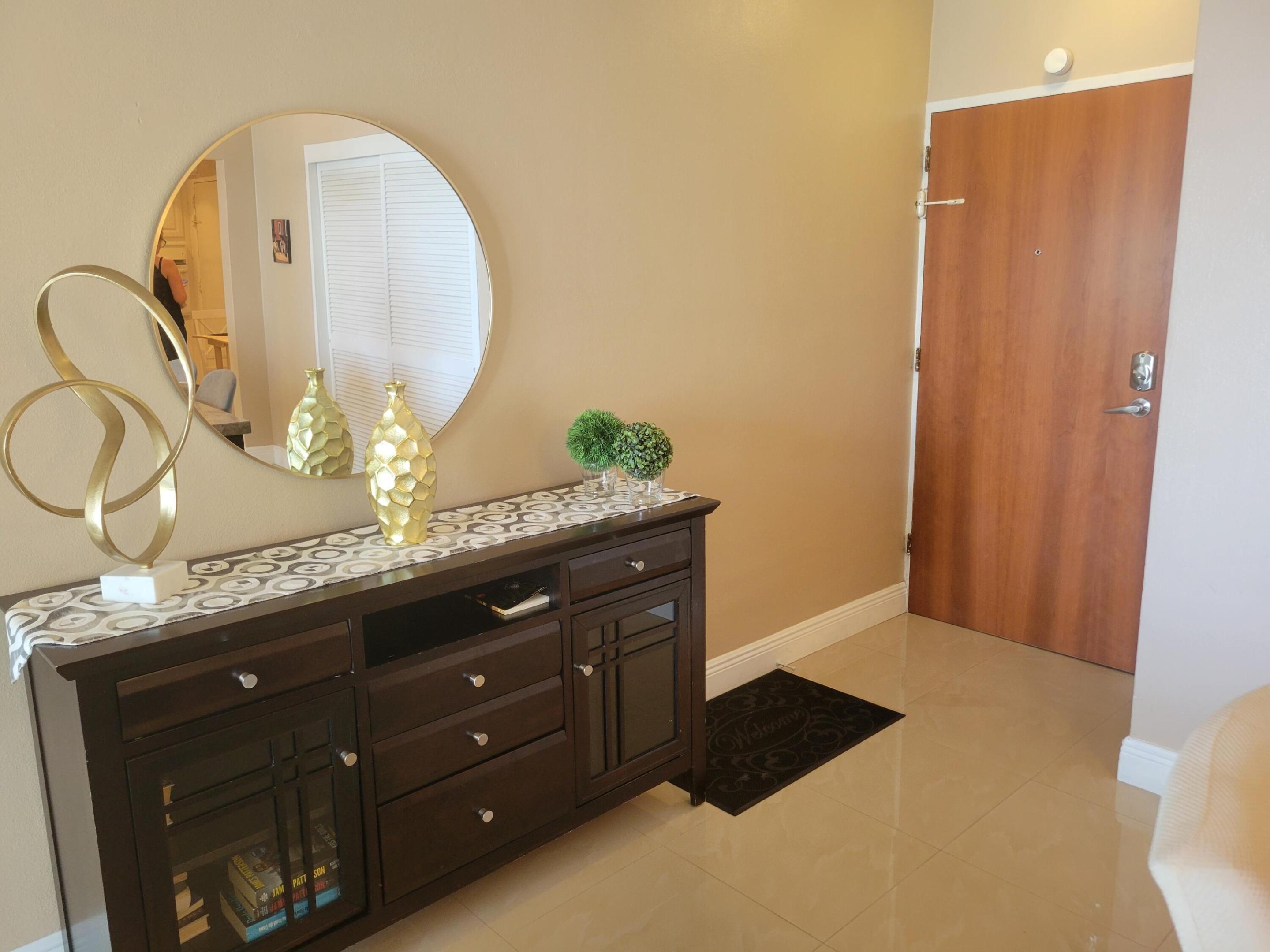 3901 S Ocean Drive 12t Property Photo 6