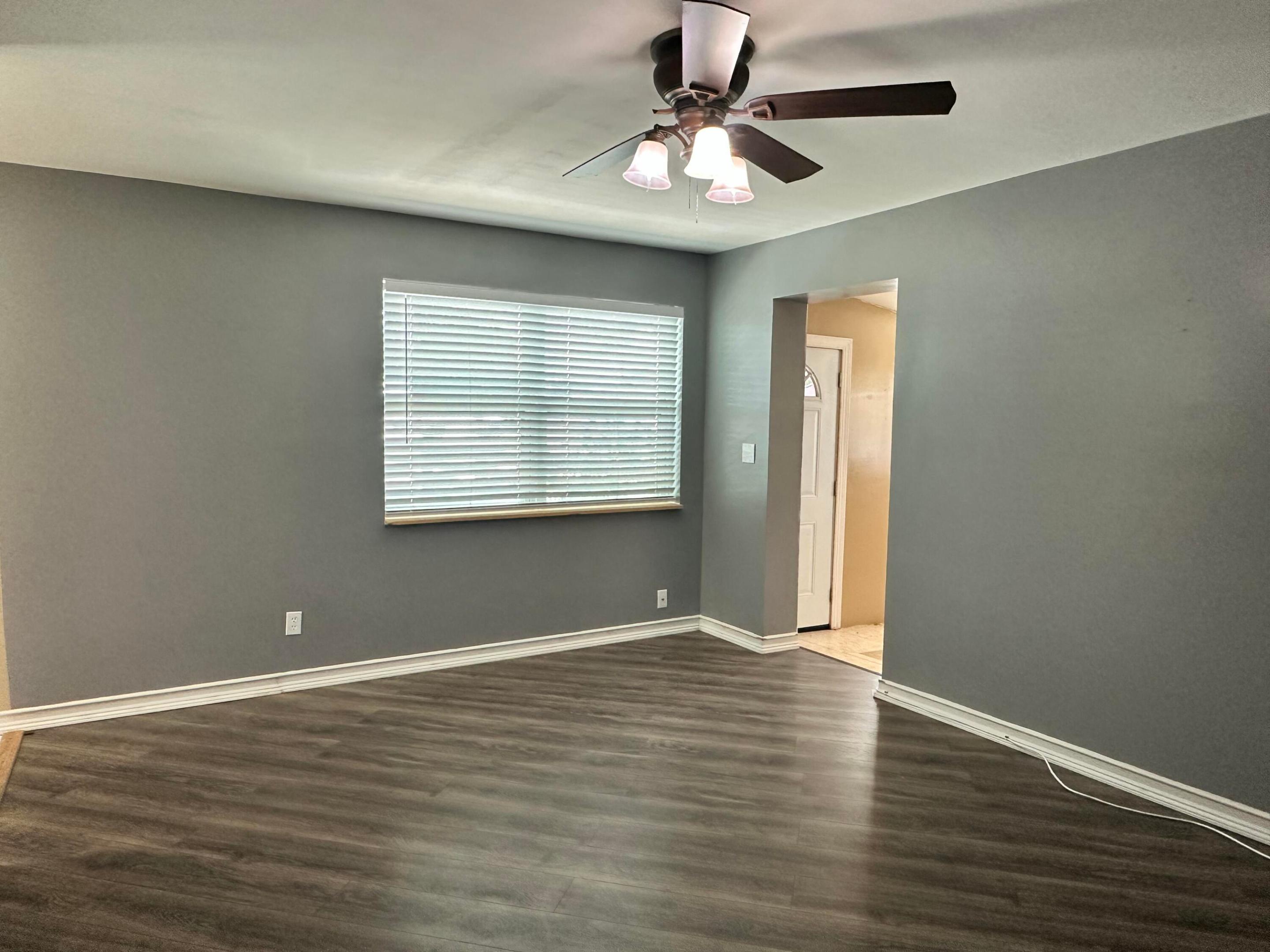 1005 Nw 5th Street Property Photo 5
